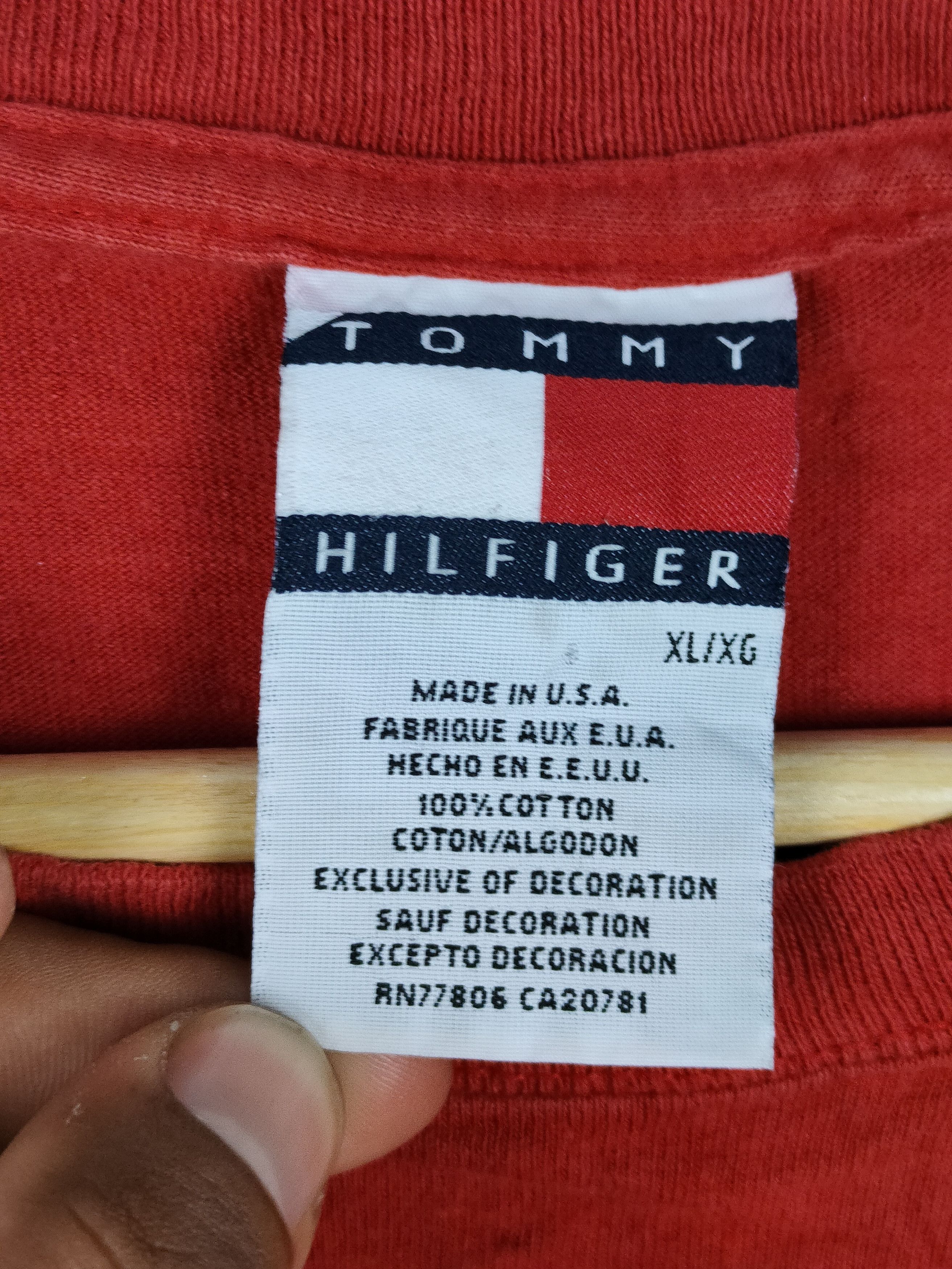 Tommy Hilfiger × Vintage Vintage Tommy Hilfiger Shirt Size US XL / EU 56 / 4 - 3 Thumbnail