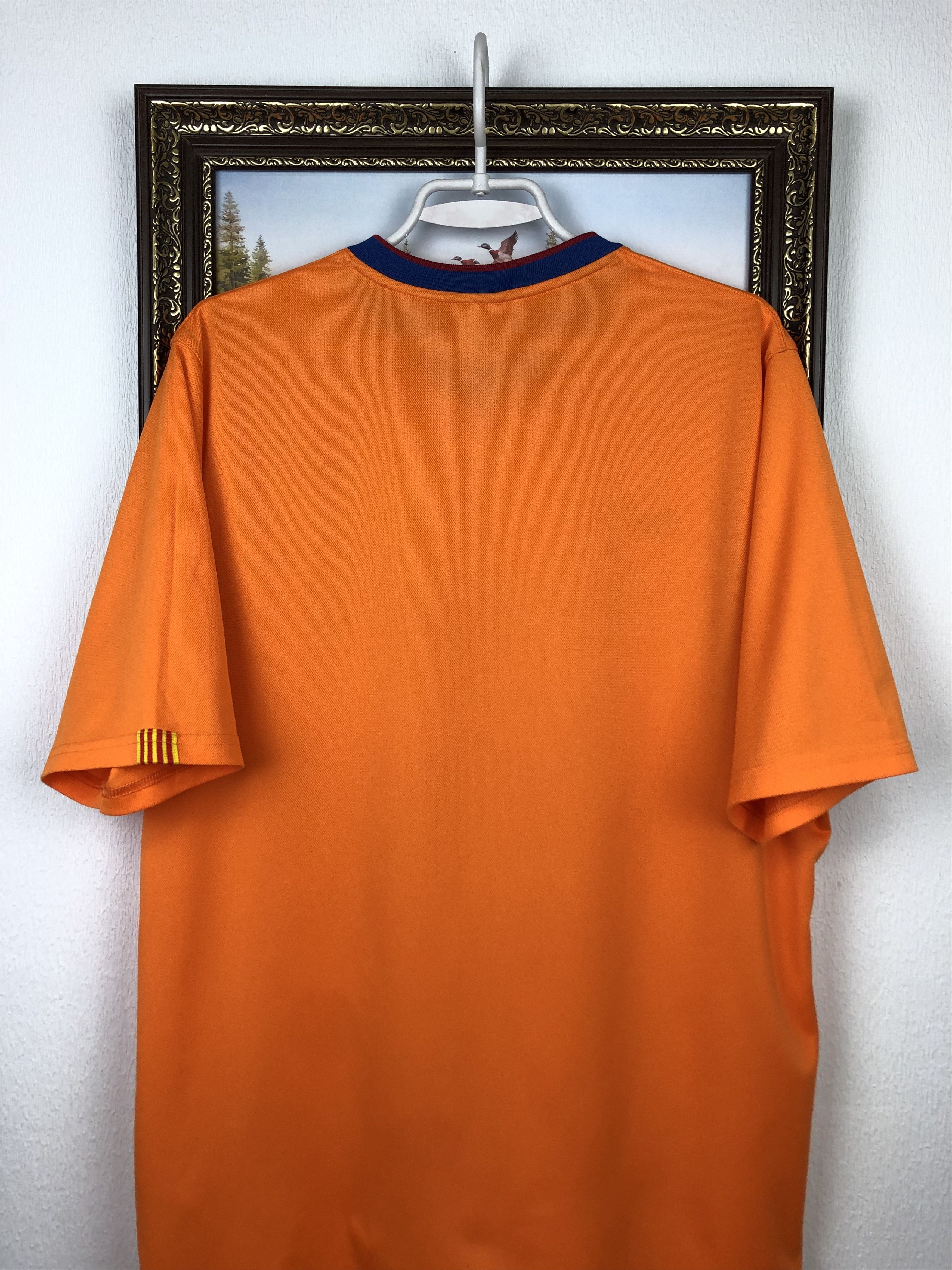 Nike Barcelona football shirt 2006 Soccer Nike Jersey Tee Hype Size US XL / EU 56 / 4 - 11 Thumbnail