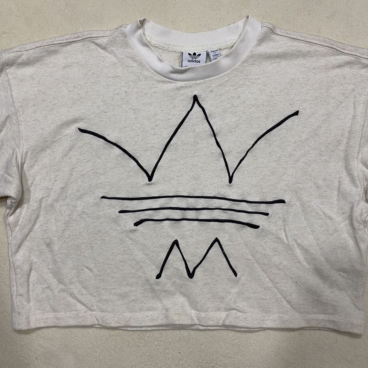 Adidas ADIDAS Embroidered Trefoil Logo Cropped Sweatshirt Size S / US 4 / IT 40 - 2 Thumbnail