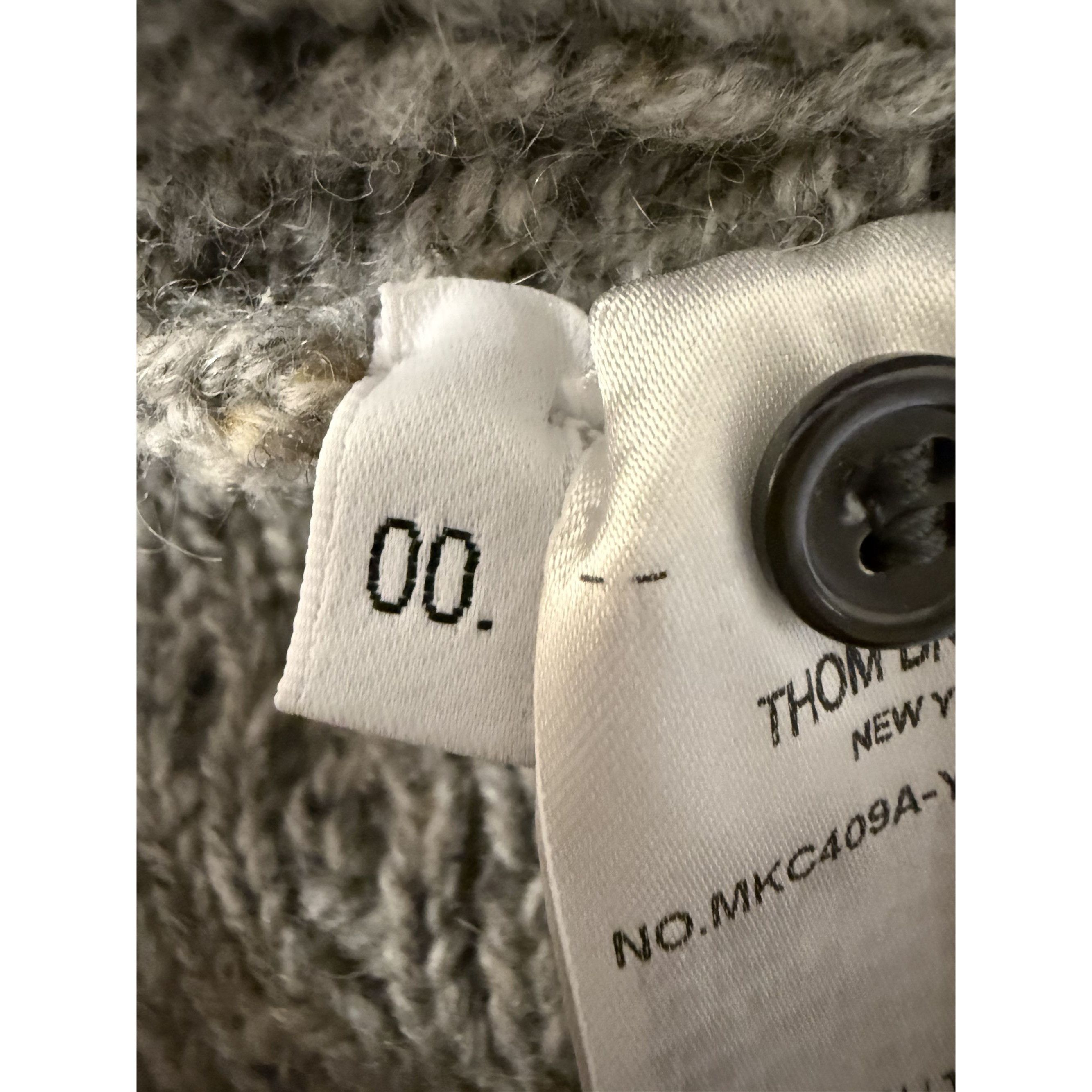 Thom Browne Thom Browne Gray Cable Knit Wool Cardigan With Signature Str Size XXS / US 00 / IT 34 - 9 Thumbnail