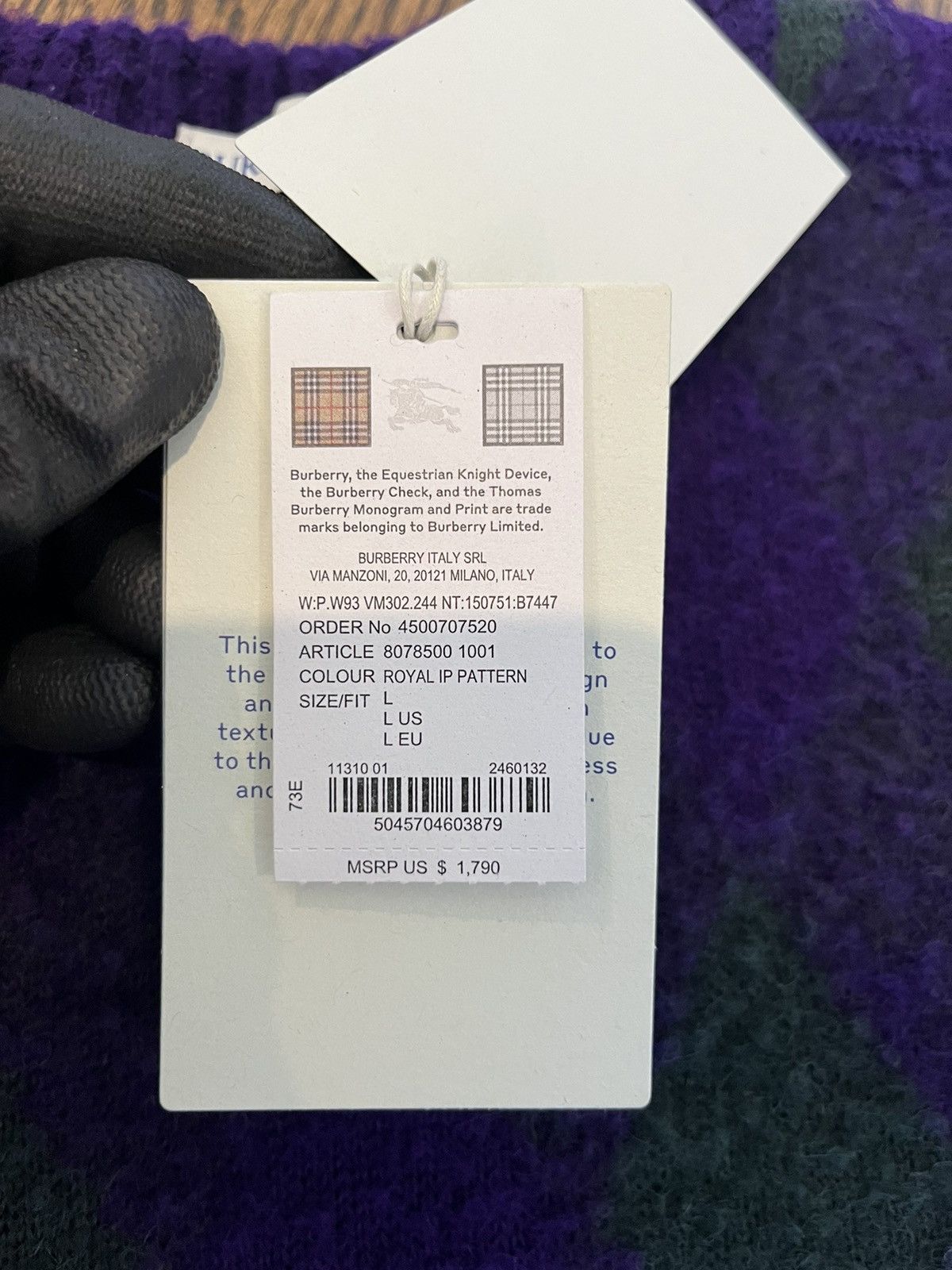 Burberry Burberry Cropped Argyle Wool Sweater Size L / US 10 / IT 46 - 13 Thumbnail