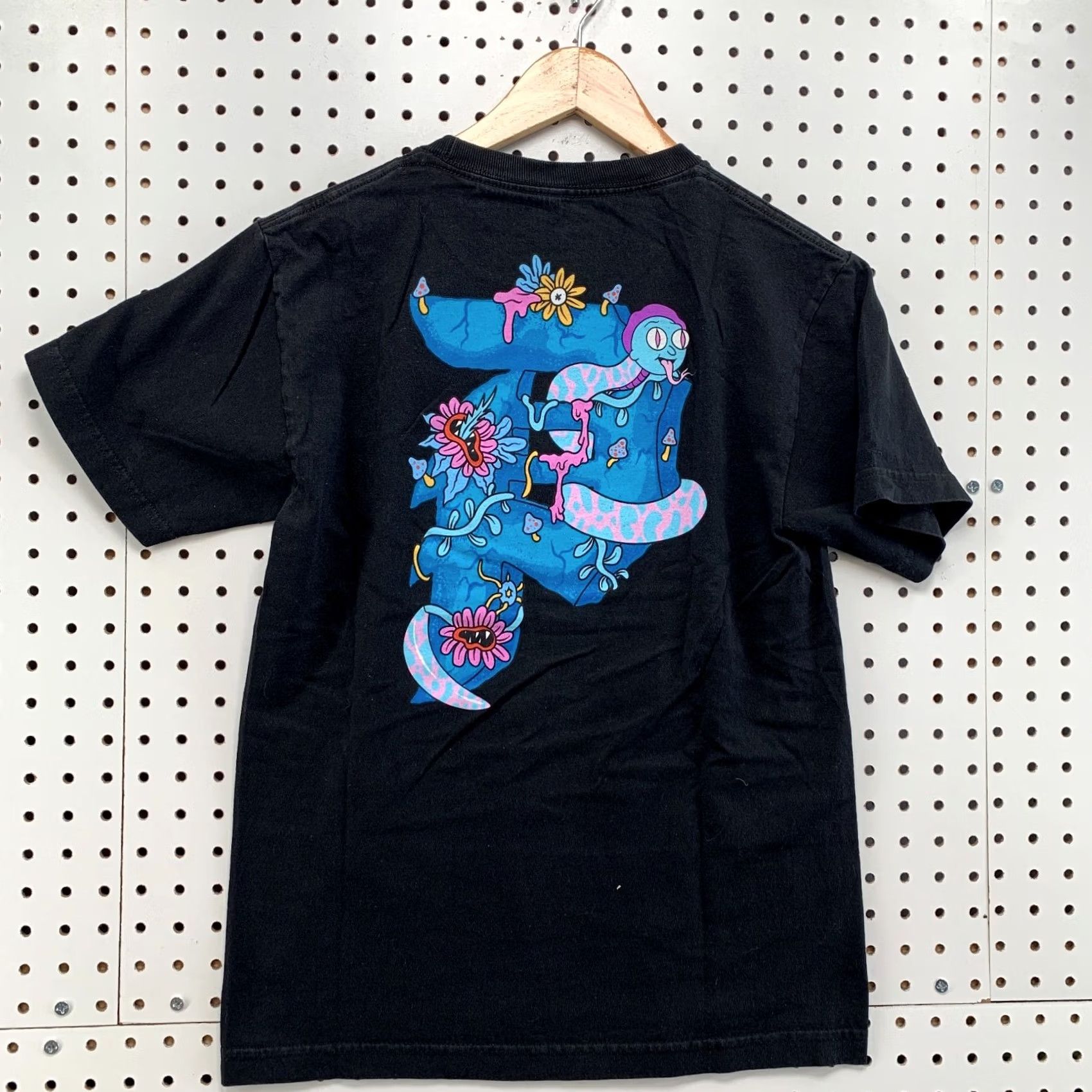 Swims Rick & Morty Shirt Black Adult Swim Small 17x25 TV Cartoon TEE Size US S / EU 44-46 / 1 - 2 Thumbnail