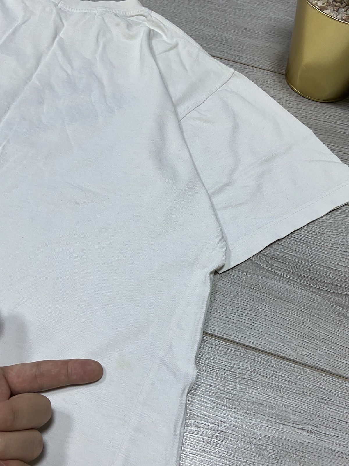 Burberry Burberry international vintage big logo t-shirt Size US M / EU 48-50 / 2 - 14 Thumbnail