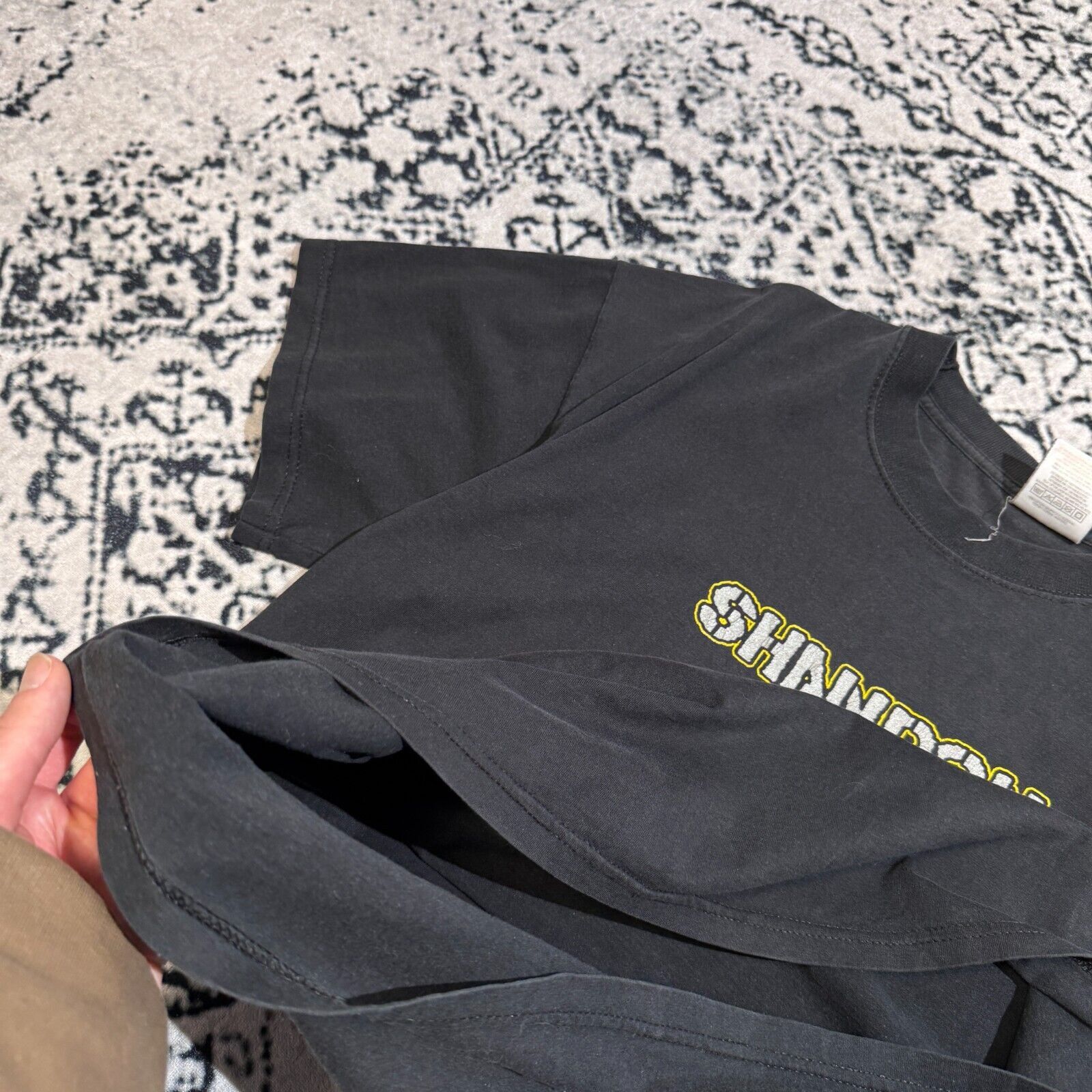 Vintage Vintage Black Cotton T-Shirt Size L Shandon Y2K 69 Team Size US L / EU 52-54 / 3 - 10 Thumbnail