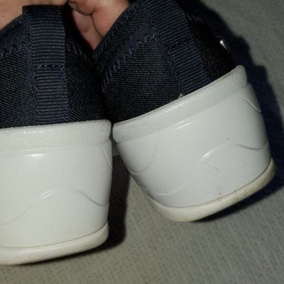 Designer Bzees Melody Sz. 6.5M Dark Navy & White Wedge Slip-ons Shoes Size US 6.5 / IT 36.5 - 7 Thumbnail