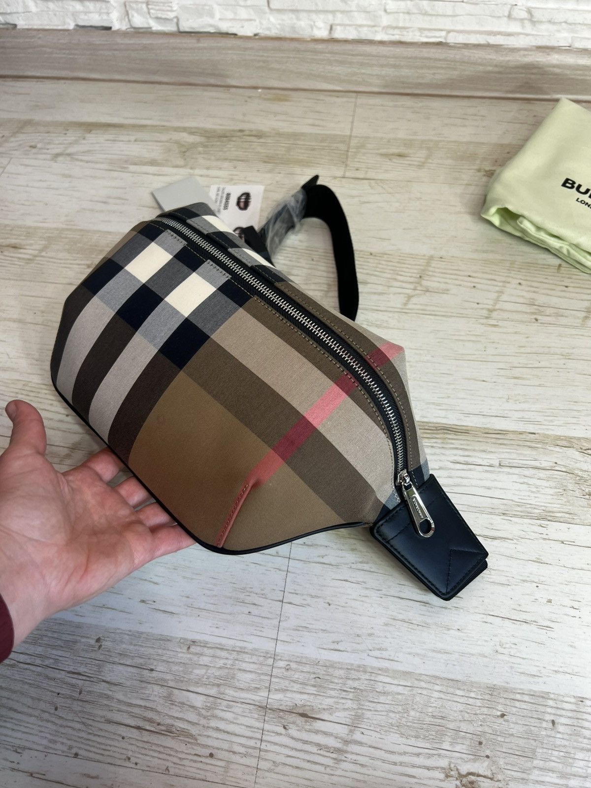 Burberry Burberry Sonny Nova Check Bum Bag Fanny Pack Unisex Belt Bag Size ONE SIZE - 5 Thumbnail