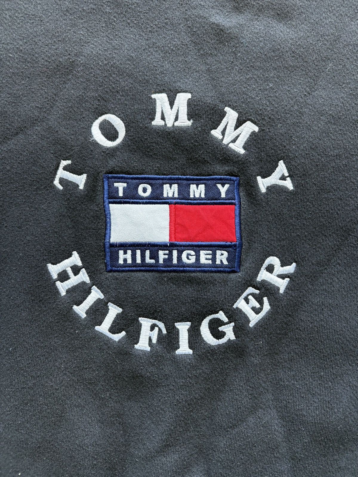Tommy Hilfiger Vintage 90s Tommy Hilfiger Sweatshirt Oversized Embroidered Size US XXL / EU 58 / 5 - 2 Thumbnail
