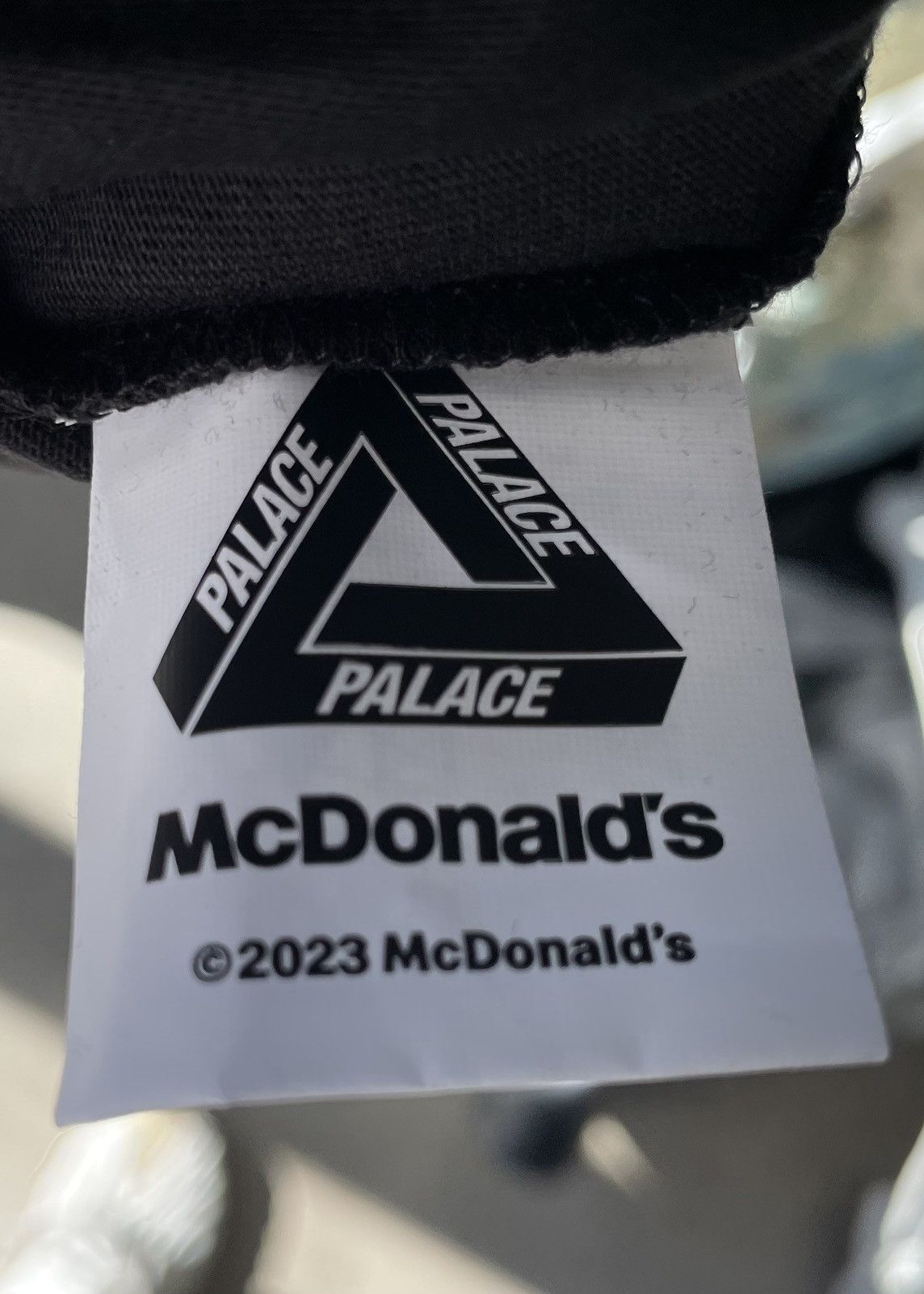 Palace Palace x McDonald's Logo T-shirt Size US M / EU 48-50 / 2 - 5 Thumbnail