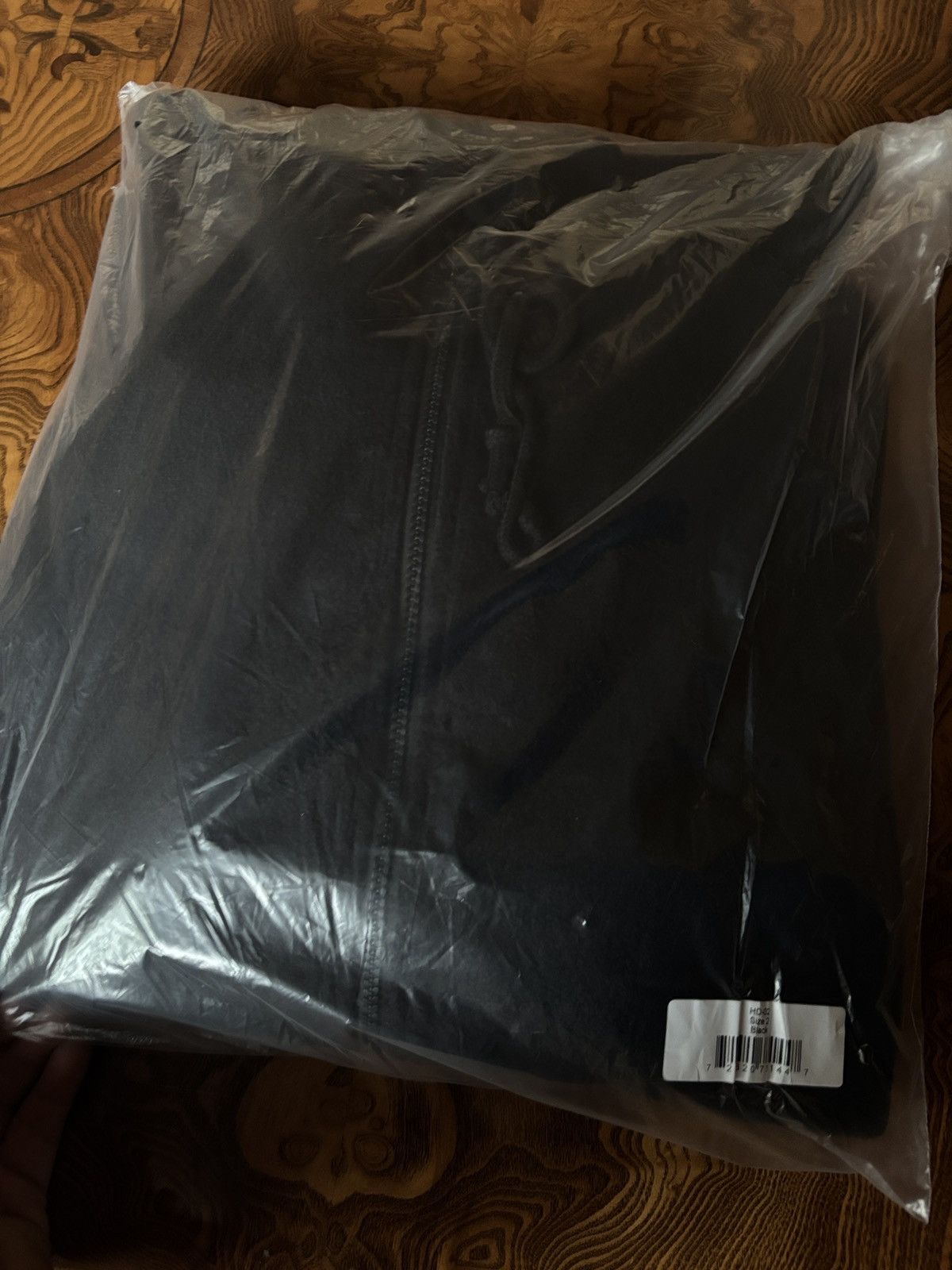 Yeezy Hd-02 size2 yeezy cotton zipup ShipsDayOf Size US L / EU 52-54 / 3 - 6 Thumbnail