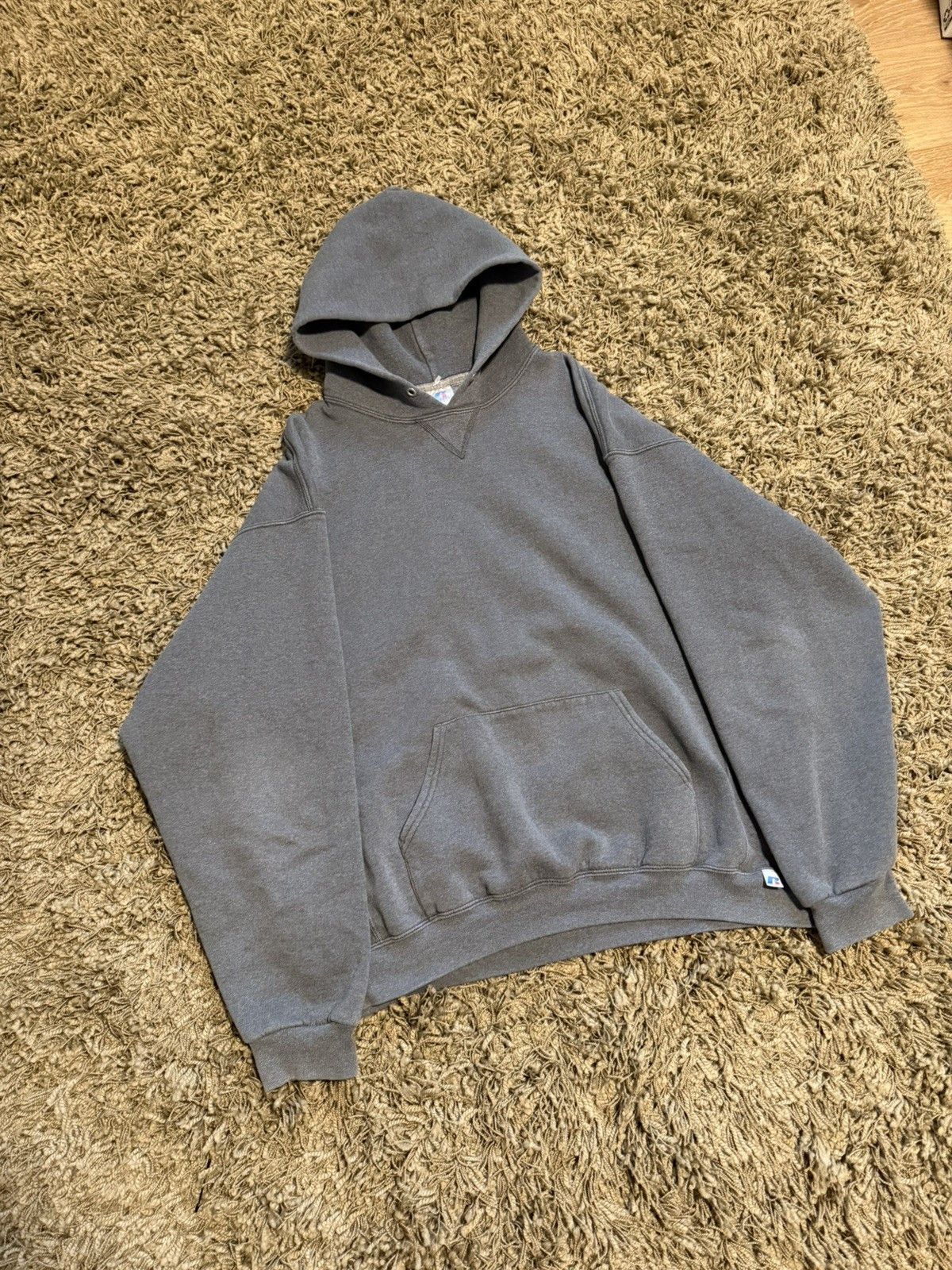 Russell Athletic Vintage Russell Athletic Hoodie Sweatshirt Gray Faded 90s Size US L / EU 52-54 / 3 - 1 Thumbnail