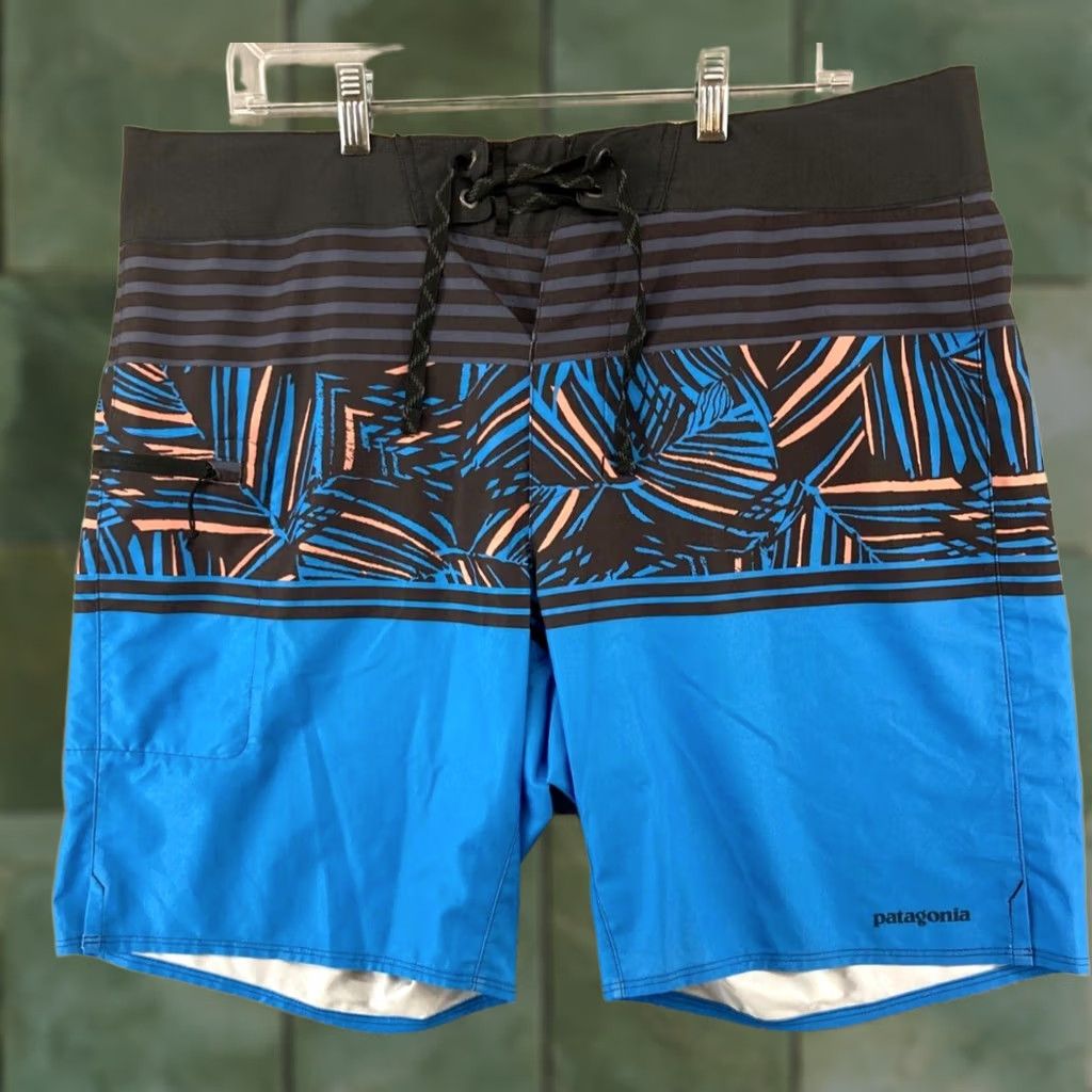 Patagonia Patagonia Men Board Shorts 36 Blue Swim Striped Polyester Blend Regular Beach Lifeguard Surfing Men Size US 36 / EU 52 - 1 Thumbnail