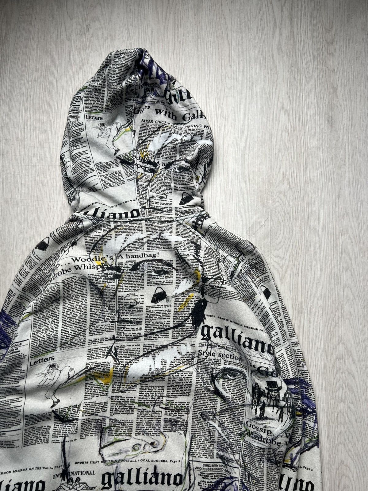 John Galliano John Galliano Gazette Newspaper Print Zip Hoodie Size US M / EU 48-50 / 2 - 6 Thumbnail