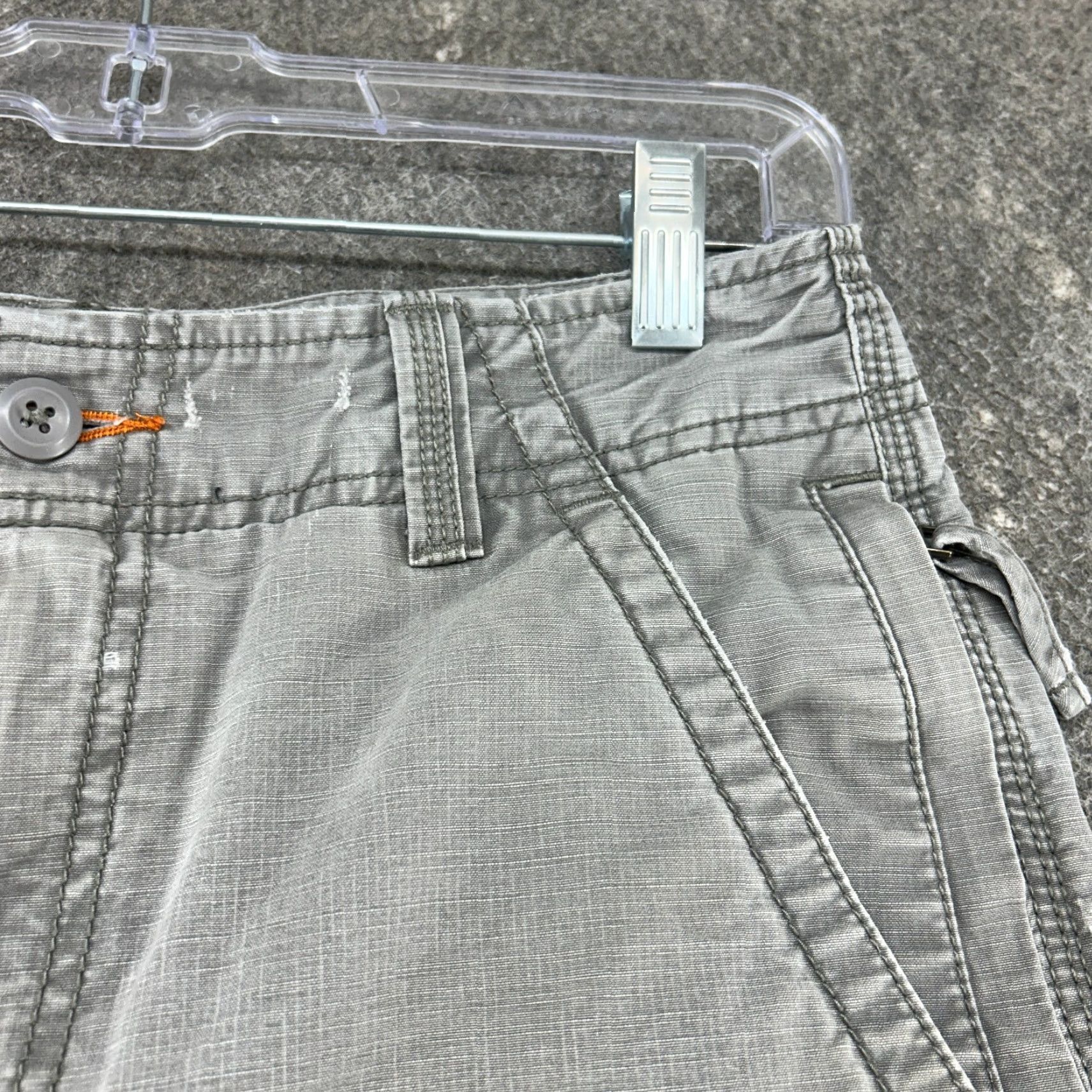 Vintage L.L. Bean Pants Mens 30x34 Grey Cargo Pockets Natural Canvas Cotton Regular Straight 30in Inseam Casual Workwear Size US 30 / EU 46 - 3 Thumbnail