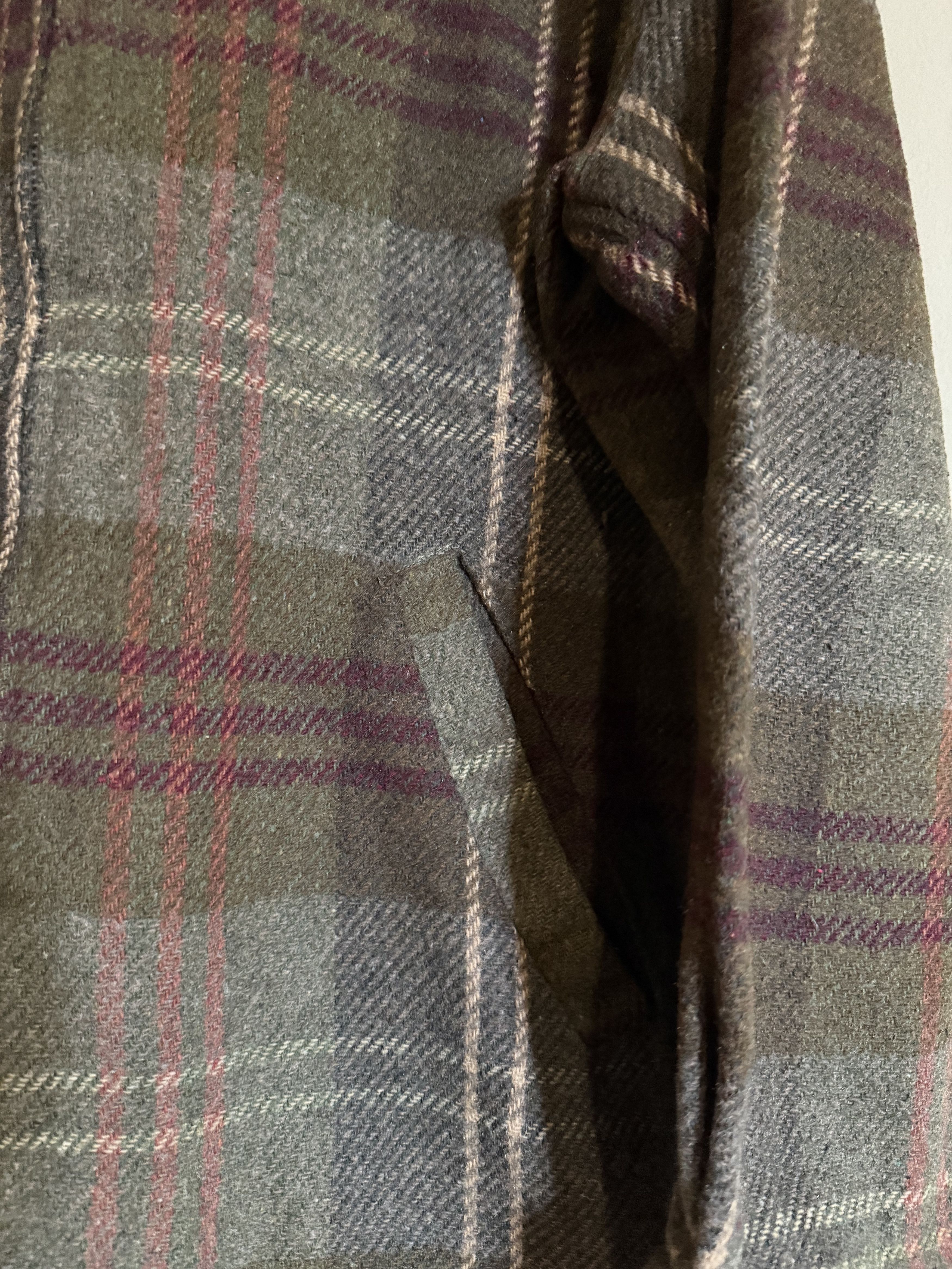 Other Olive Green Wool Blend Plaid Zipper Jacket, Men's Medium Size US M / EU 48-50 / 2 - 3 Thumbnail
