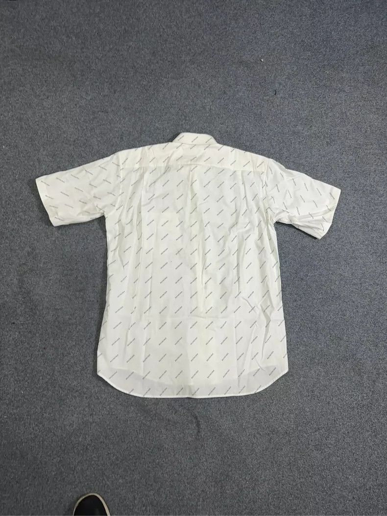 Balenciaga Balenciaga size 38 Full print shirt Size US XS / EU 42 / 0 - 4 Thumbnail