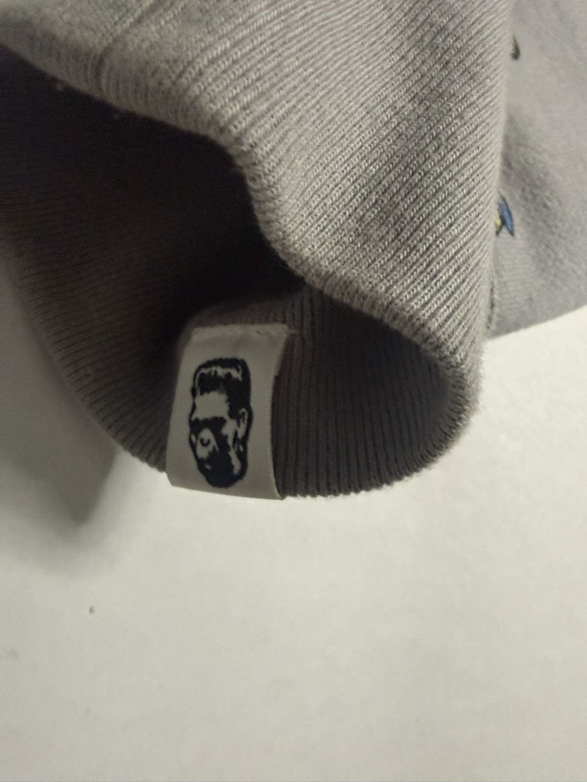 Bape BAPE x Minions grey shark hoodie Size US L / EU 52-54 / 3 - 10 Thumbnail
