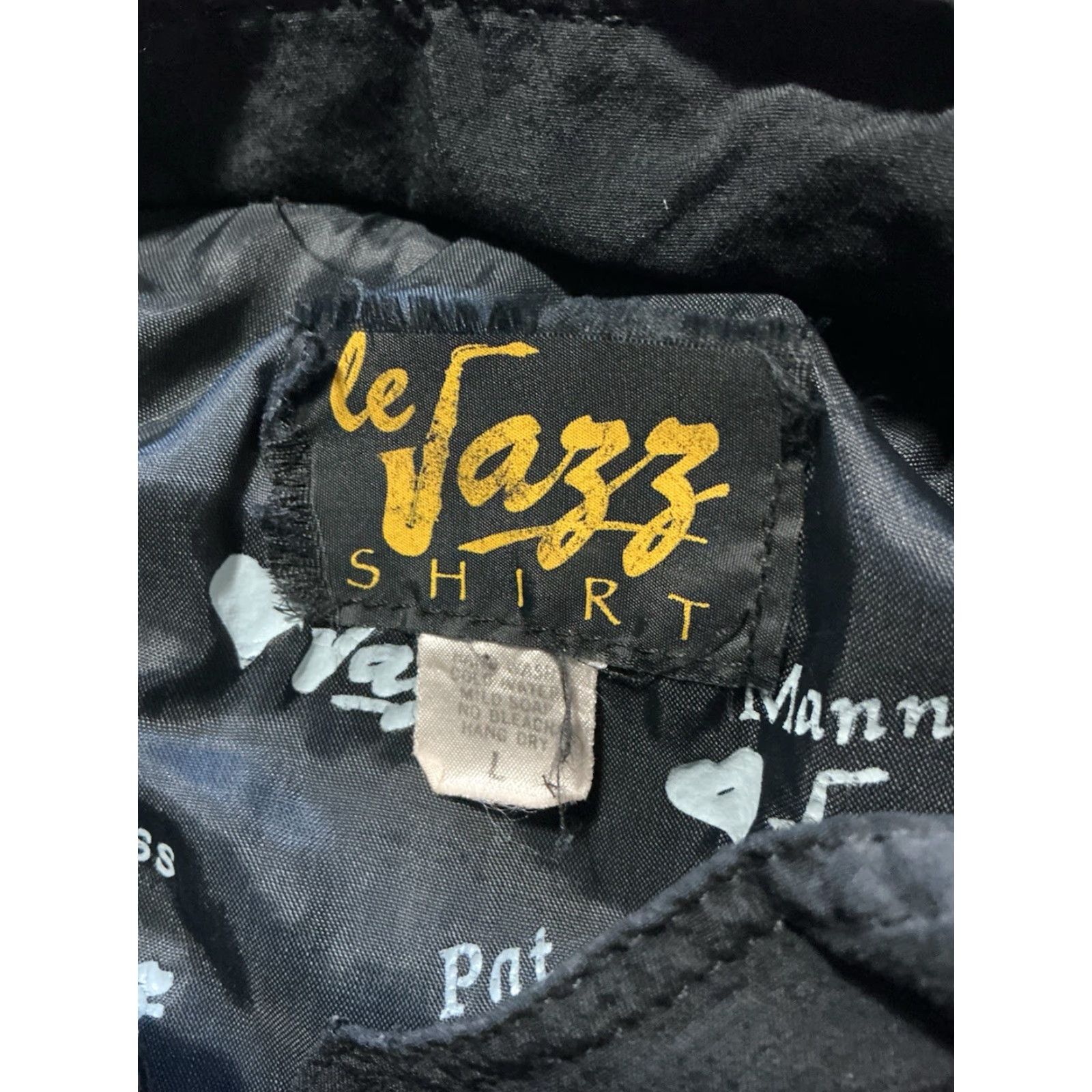 Vintage VINTAGE Le Jazz Shirt Windbreaker Zip Jacket Black Embroidered Long Beach Jazz Festival Sz. L Mens/Unisex 1990s Nylon Jacket Size US L / EU 52-54 / 3 - 6 Thumbnail