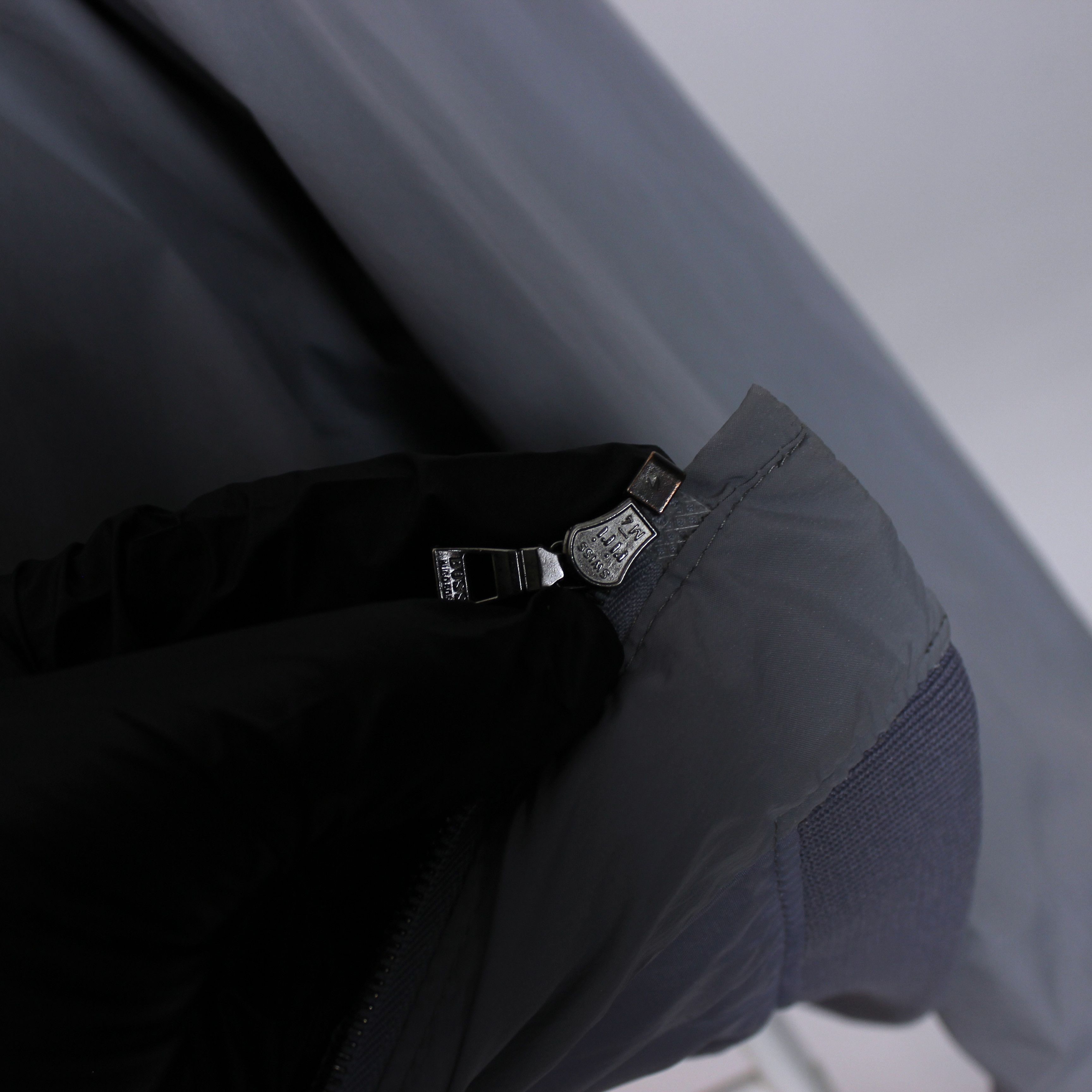 Hugo Boss × Vintage Hugo Boss jacket vintage bomber L XL full zip RIRI Size US L / EU 52-54 / 3 - 12 Thumbnail