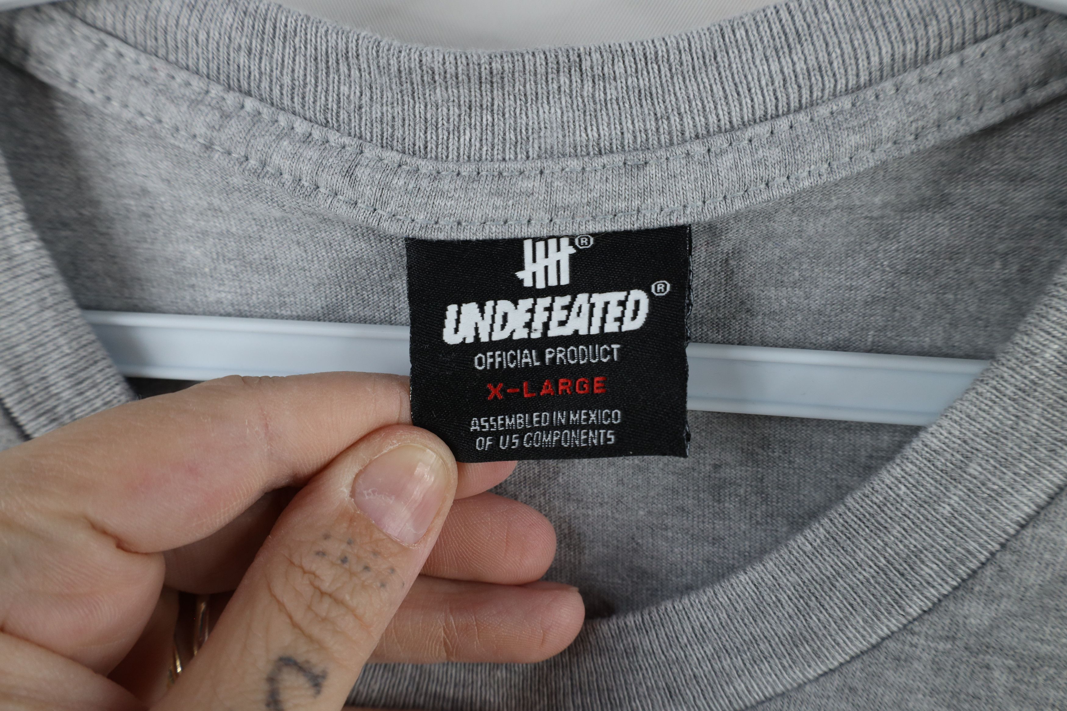 Undefeated × Vintage Vintage Undefeated Skateboard Streetwear Long Sleeve T-Shirt Size US XL / EU 56 / 4 - 6 Thumbnail