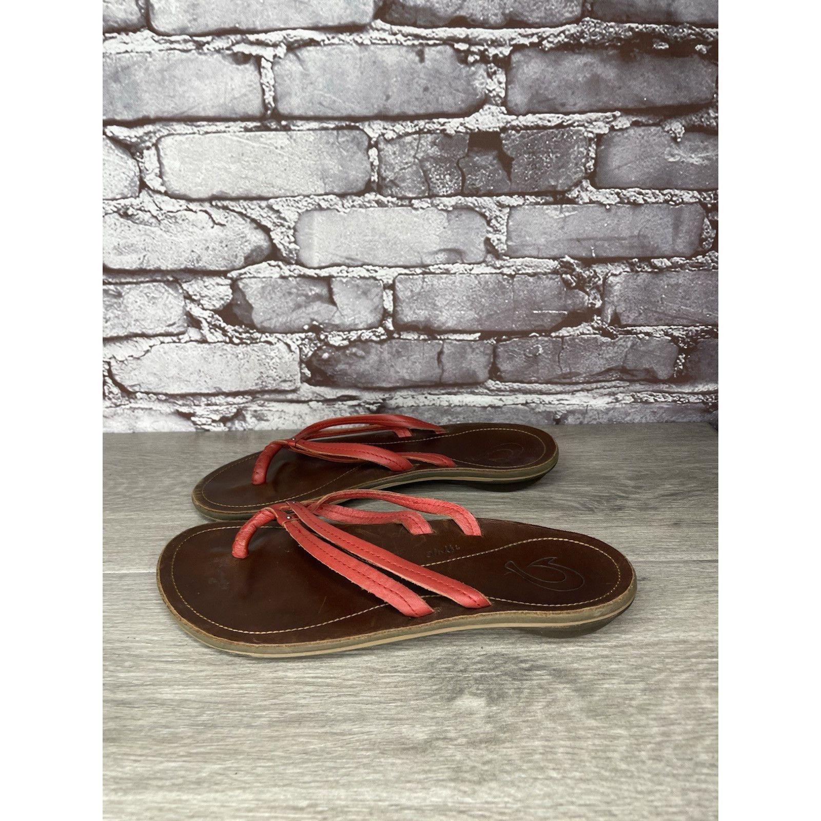 Olukai Olukai U'I-W Red Leather Thong FlipFlop Casual Slide Sandals Size US 8 / IT 38 - 15 Thumbnail
