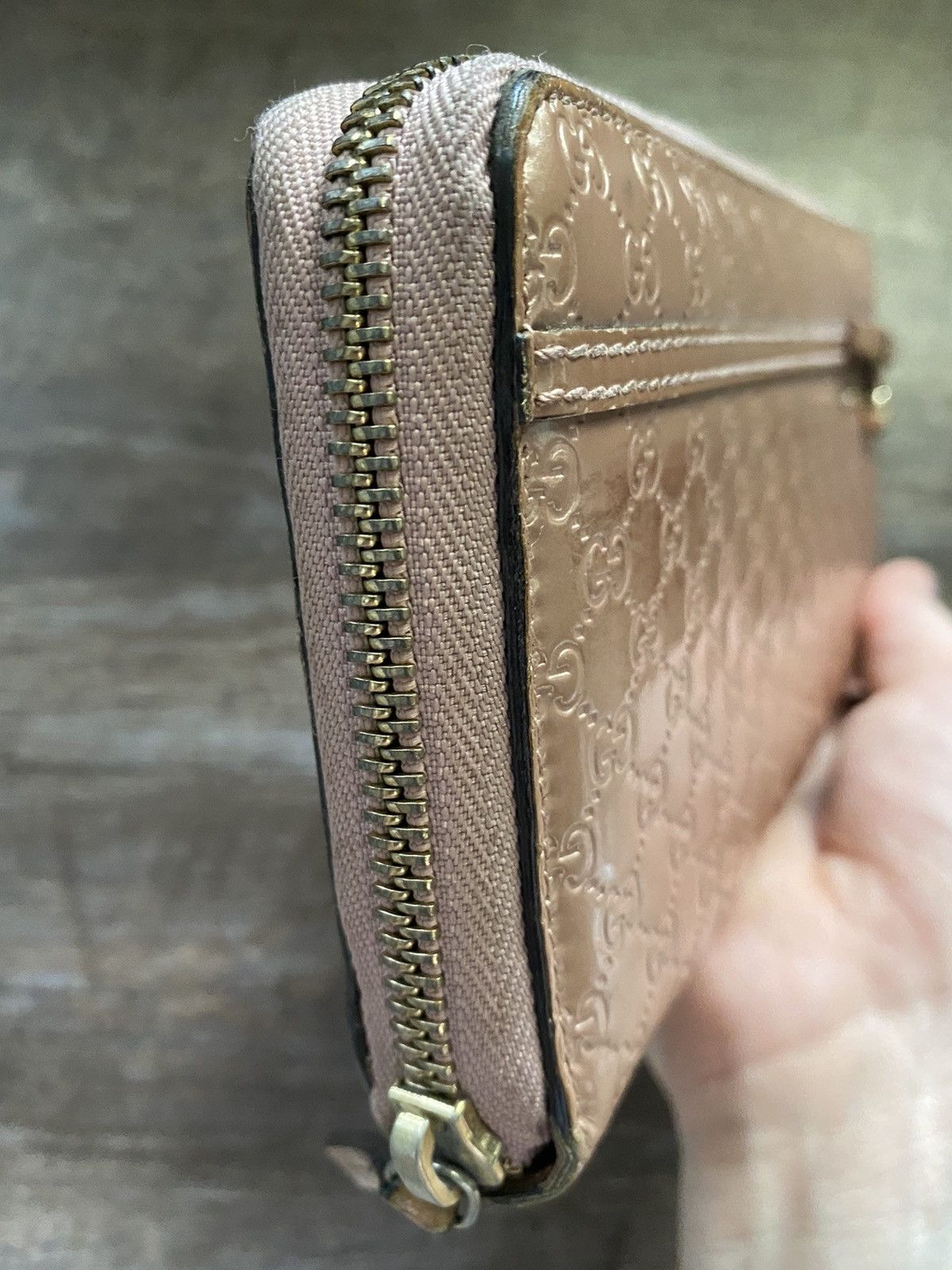 Gucci GG Micro Guccissima leather zippy waller