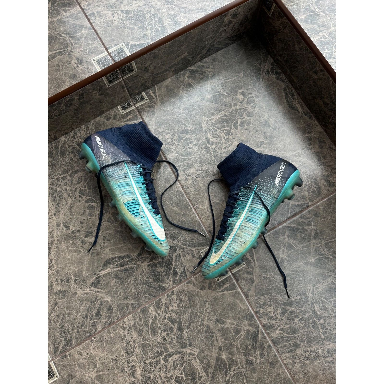 Nike Nike Mercurial Superfly AG-Pro Men’s Boots Cleats 831955-414 Size US 10 / EU 43 - 1 Thumbnail