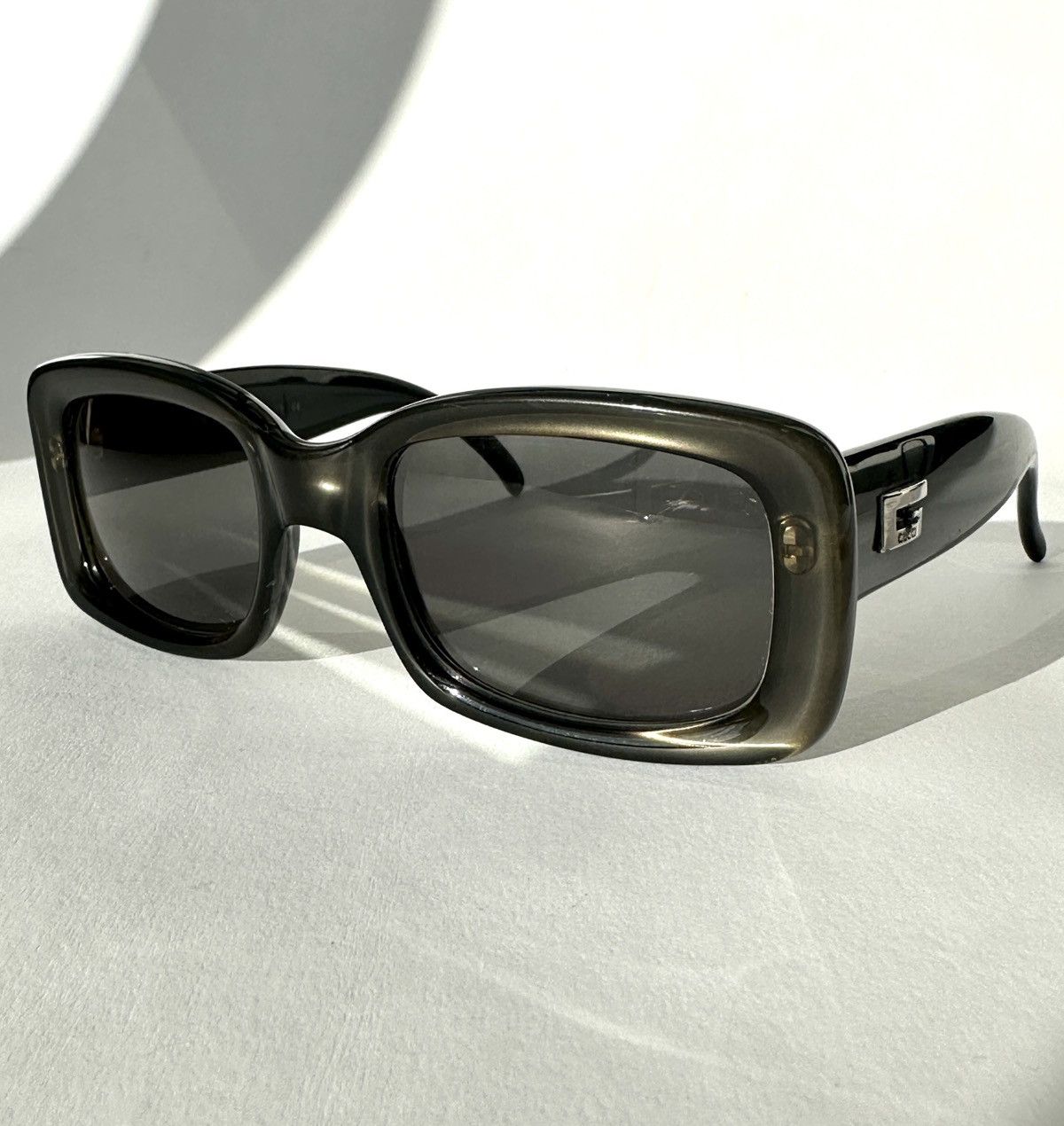 Gucci Gucci vintage sunglasses 2407 Size ONE SIZE - 6 Thumbnail