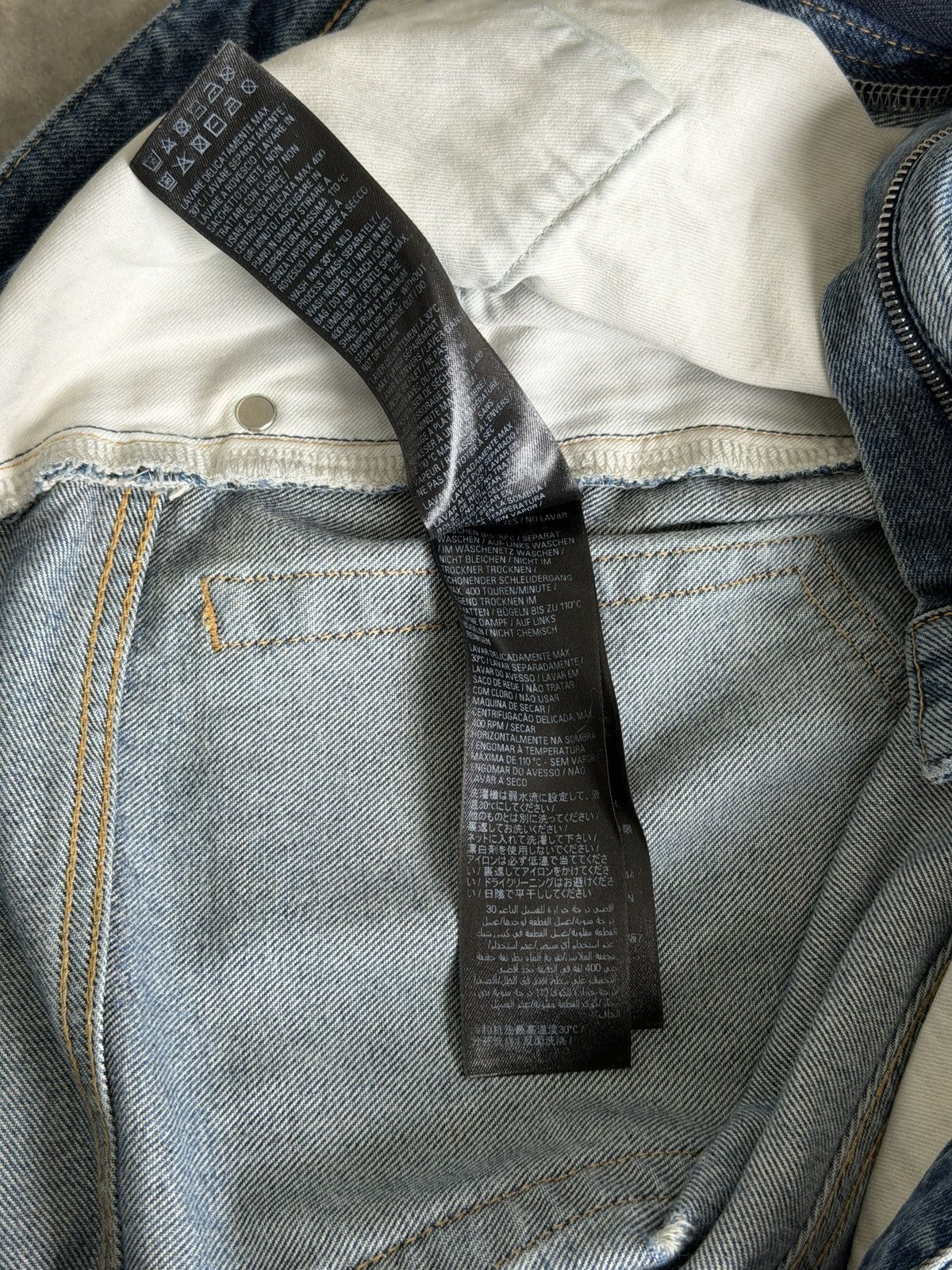 Balenciaga SOLD**Balenciaga SS23 destroyed mudwash jeans Size US 34 / EU 50 - 13 Thumbnail