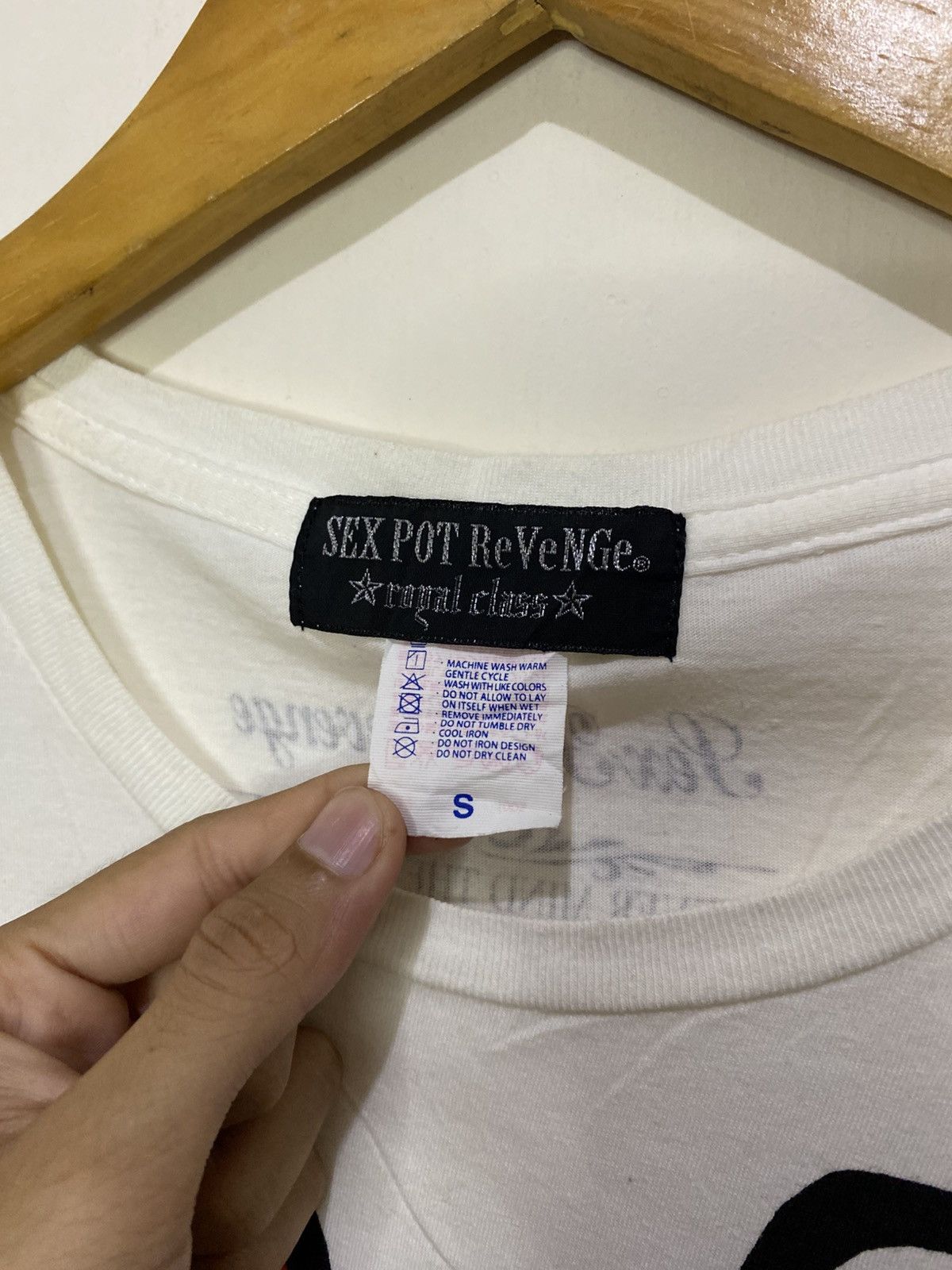If Six Was Nine × Japanese Brand × Le Grande Bleu (L.G.B.) SeX Pot Revenge Punk Designer T-Shirt Size US S / EU 44-46 / 1 - 7 Thumbnail