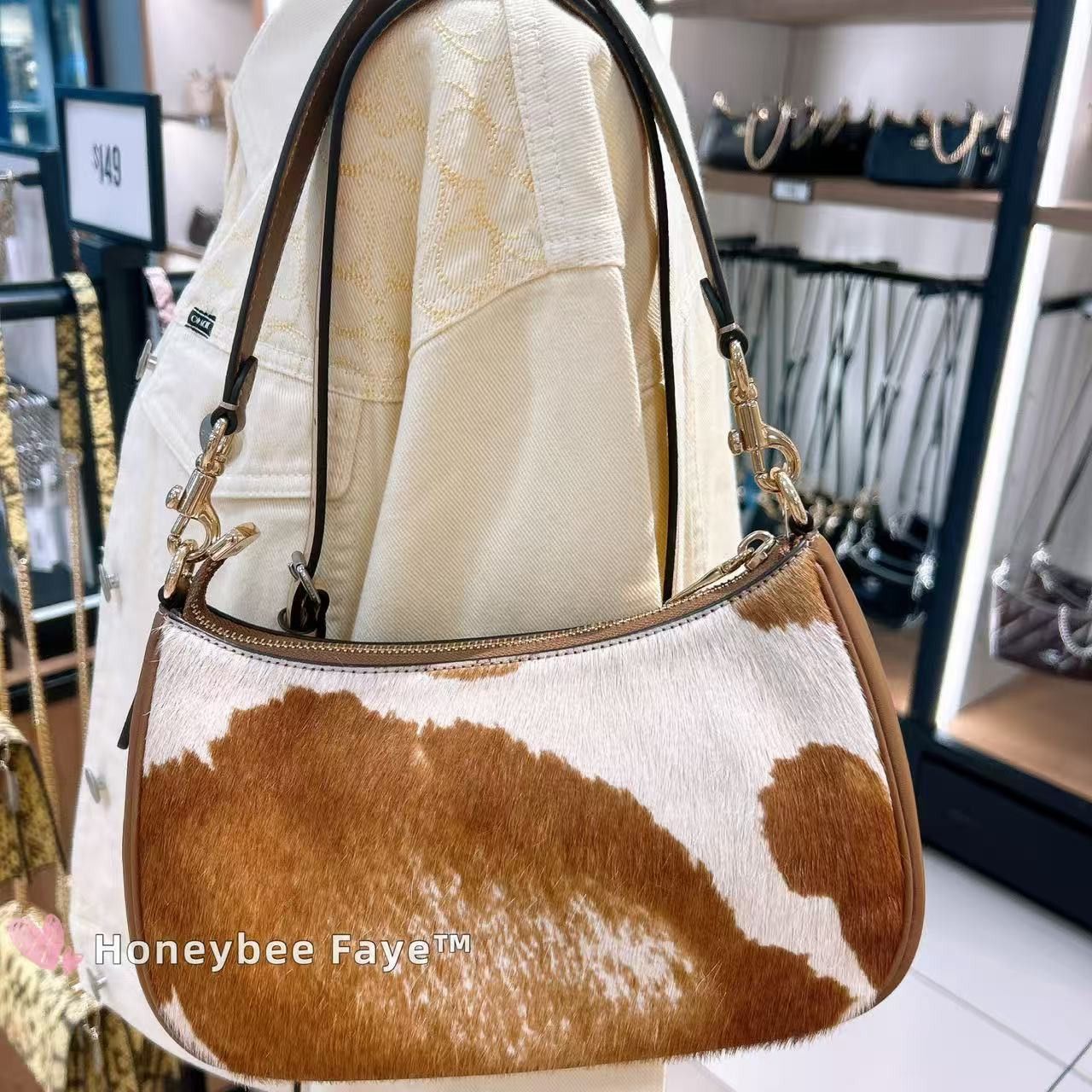 Coach Teri Shoulder Bag In Haircalf With Cow Print CDW45 Size ONE SIZE - 5 Thumbnail
