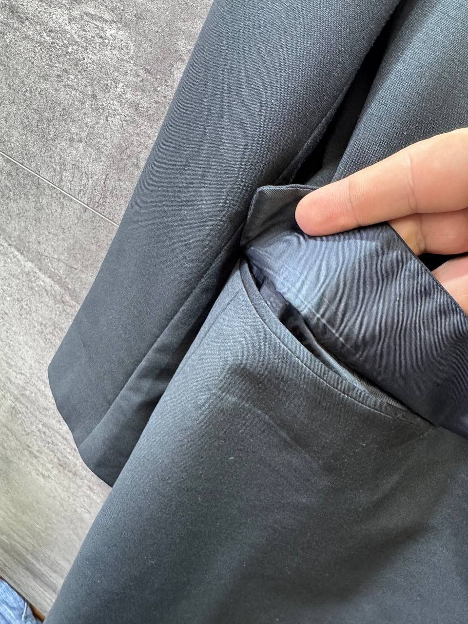 Corneliani Corneliani Navy Blazer Gold Buttons Virgin Wool Mens Size XL Size 46R - 5 Thumbnail