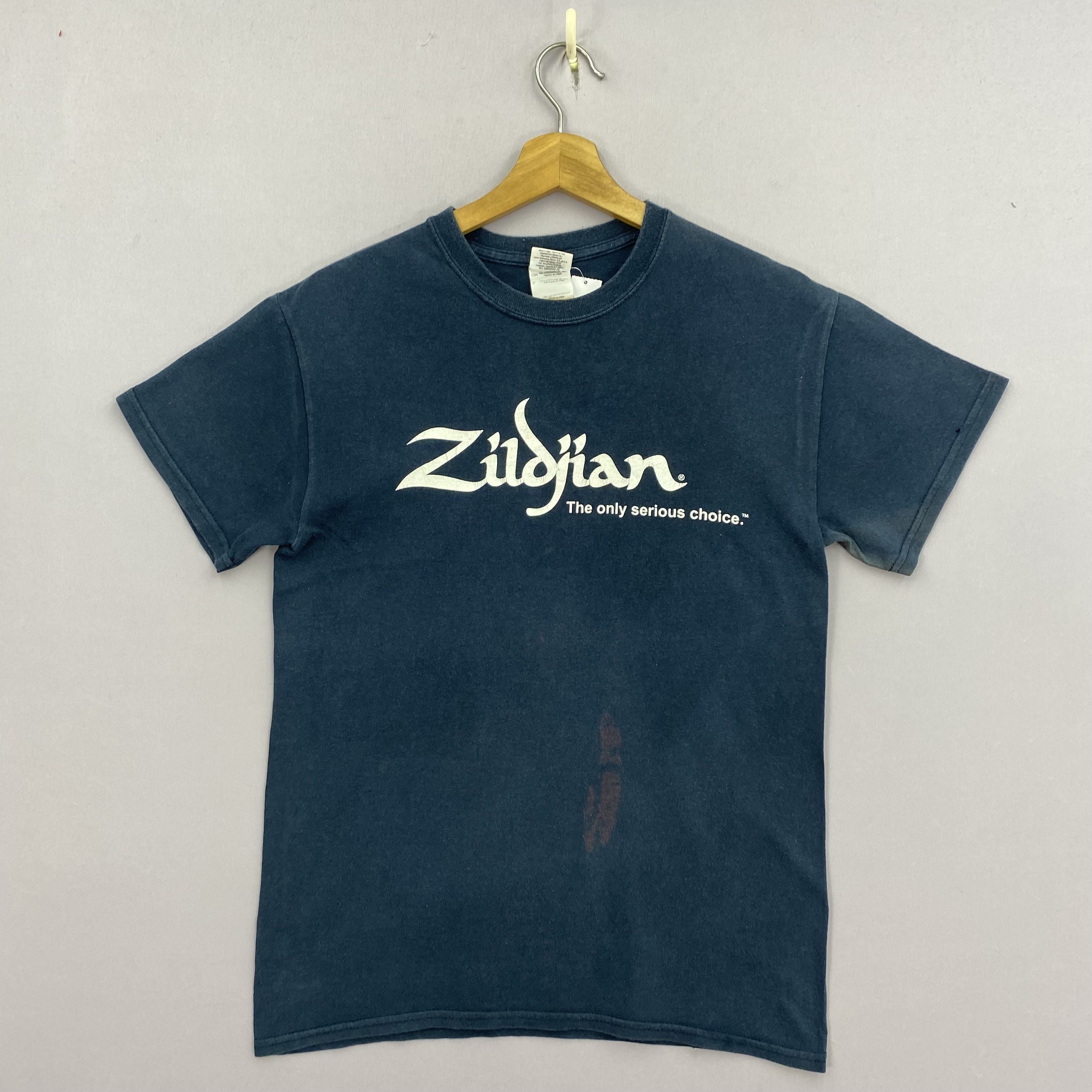 Vintage Vintage 90s Zildjian T-Shirt Faded Crewneck Tees Size US S / EU 44-46 / 1 - 1 Thumbnail