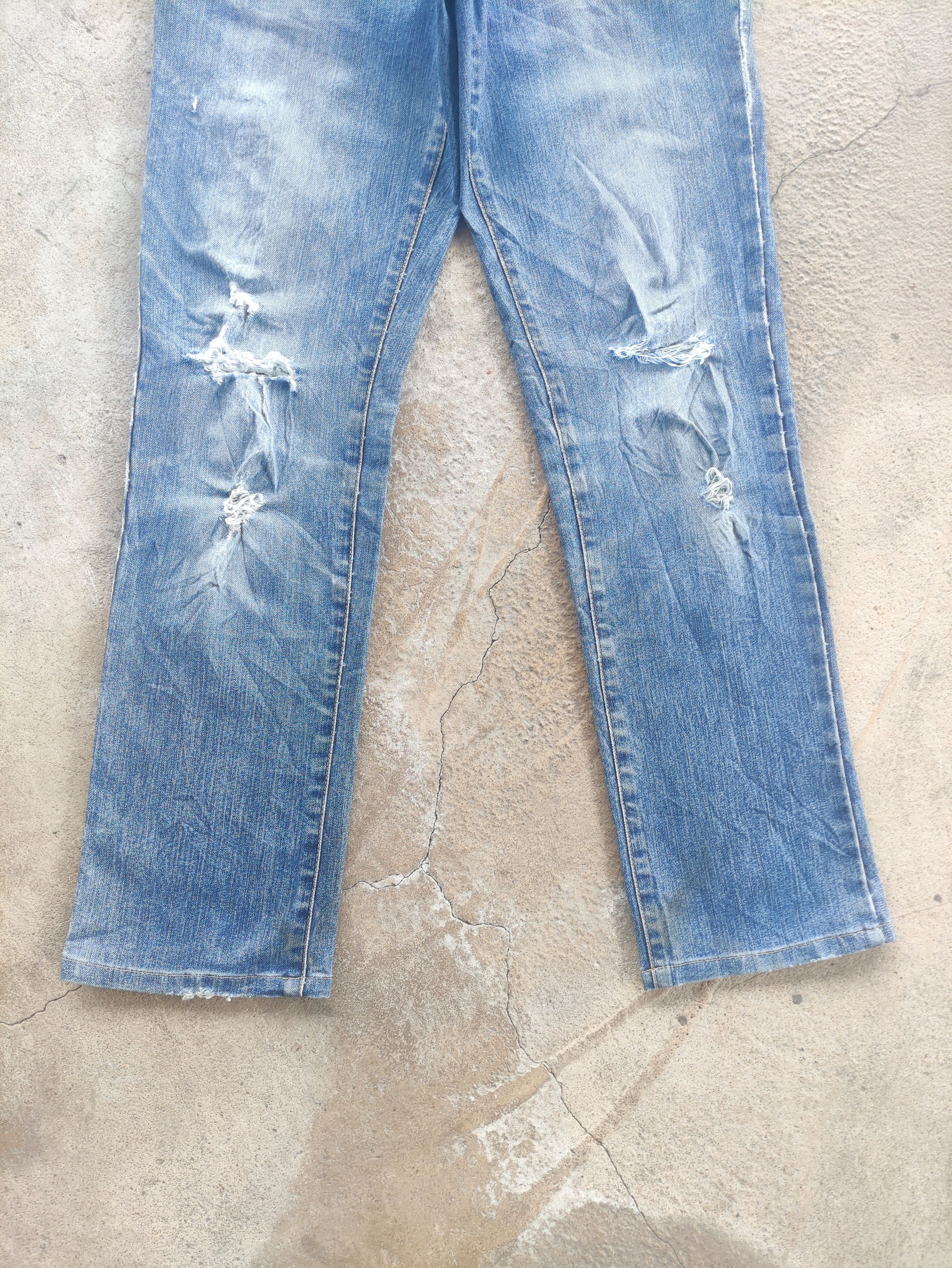 Edwin Vintage Edwin Distress Faded Denim Jean Size US 30 / EU 46 - 4 Thumbnail