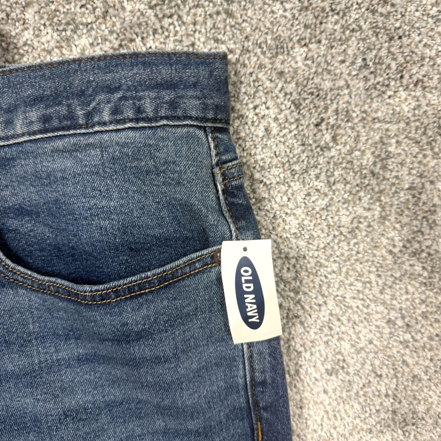 Old Navy Old Navy Jeans Straight 44x31 Denim Cotton Blend 5-Pocket Regular Denim Jeans Men Vintage? No Size US 44 / EU 60 - 4 Thumbnail
