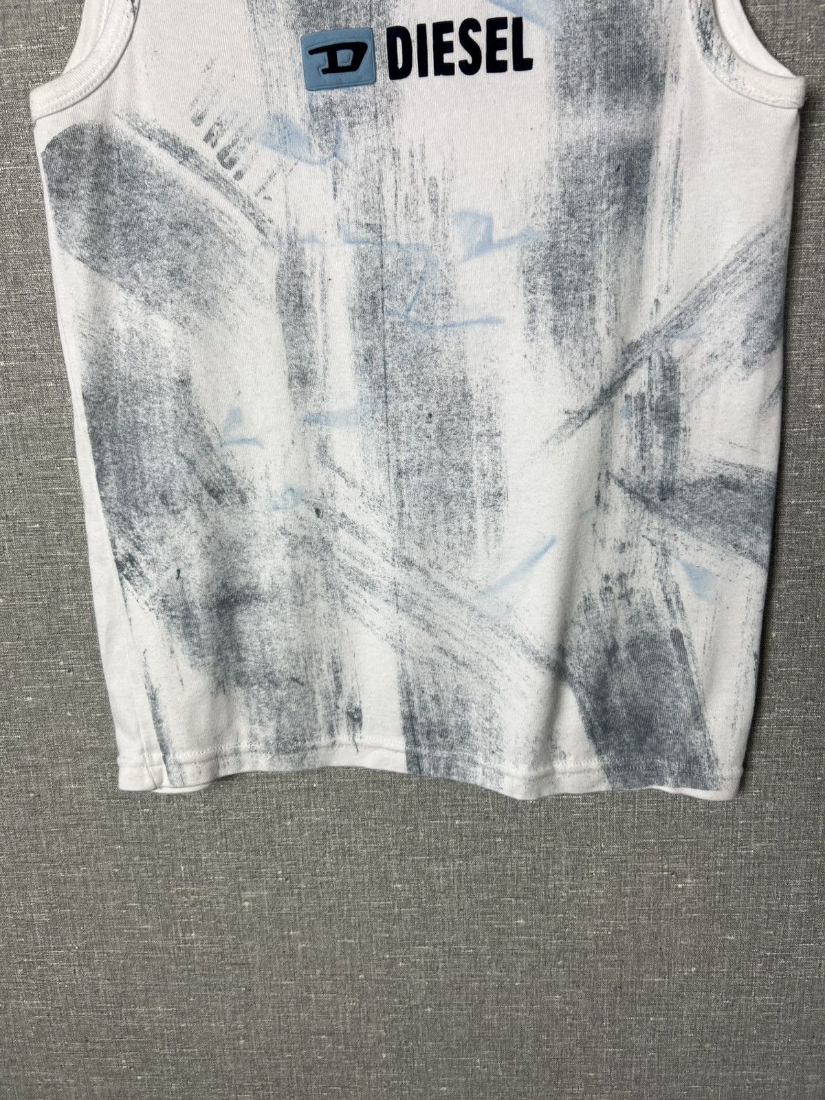 Diesel Diesel Sleeveless Abstract Distressed Print Center Logo Tank Size US S / EU 44-46 / 1 - 7 Thumbnail