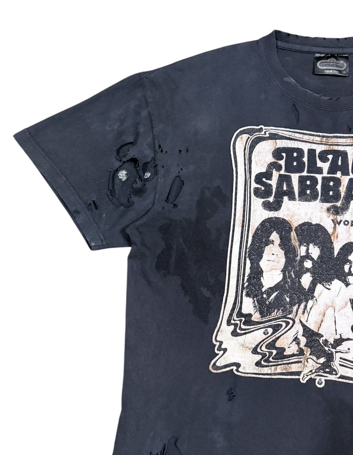 Black Sabbath Vtg🔥Y2k 2007 Black Sabath Ripped Disteressed Band Tee Size US L / EU 52-54 / 3 - 5 Thumbnail