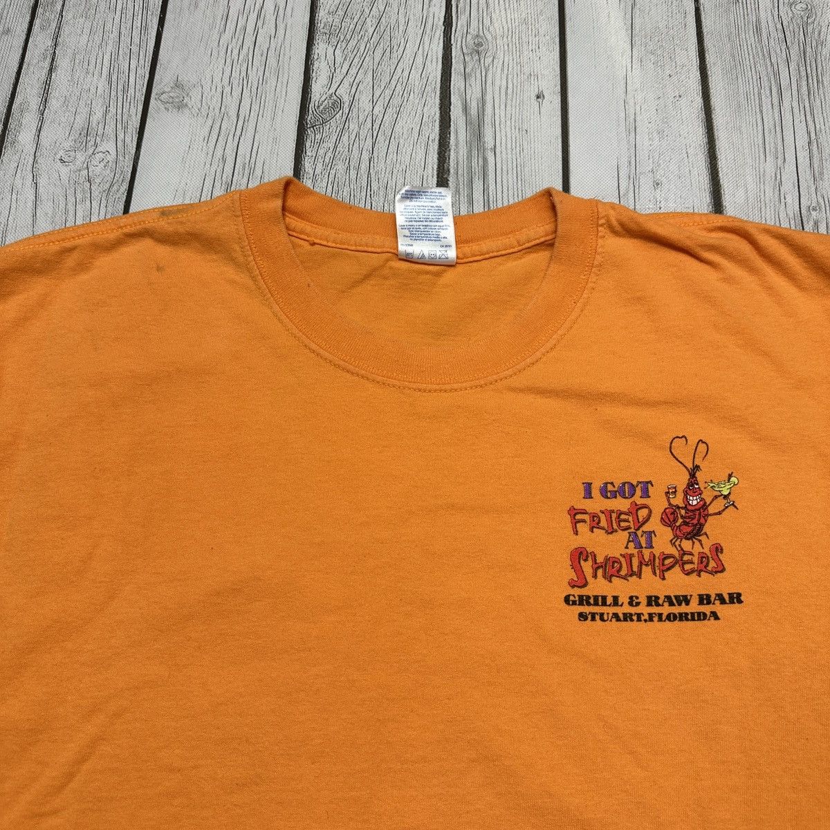 Gildan × Vintage Vintage Shrimpers tee Size US L / EU 52-54 / 3 - 4 Thumbnail