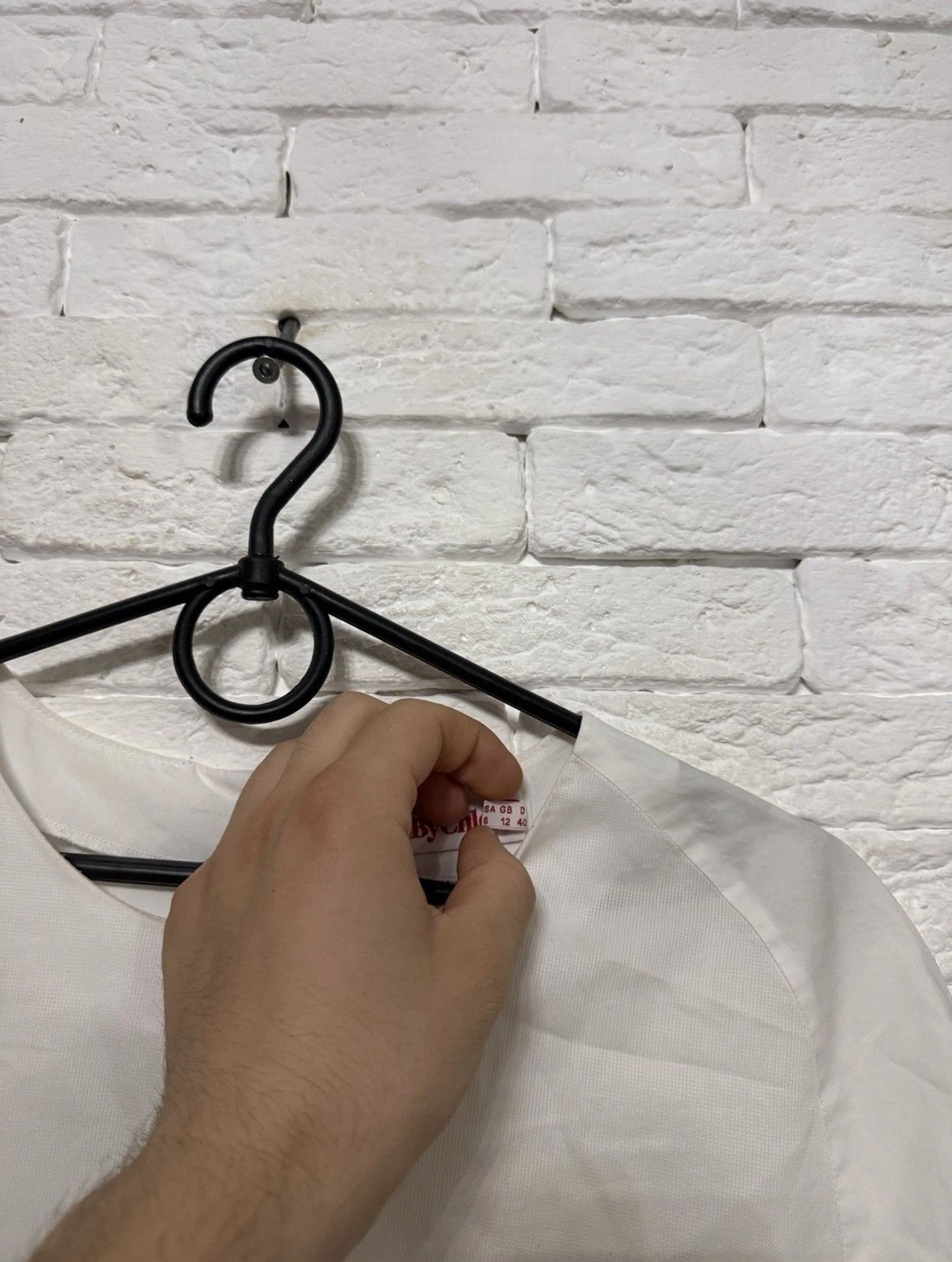 See by Chloe See By Chloe Ruffle Sleeve Blouse Asymmetrical Hem Sz M Size M / US 6-8 / IT 42-44 - 4 Thumbnail
