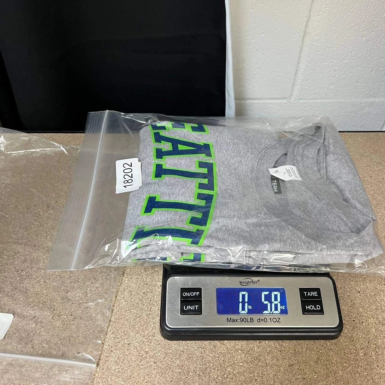 Other Seattle Seahawks Shirt Men M Team Apparel Crew Neck Size US M / EU 48-50 / 2 - 8 Thumbnail