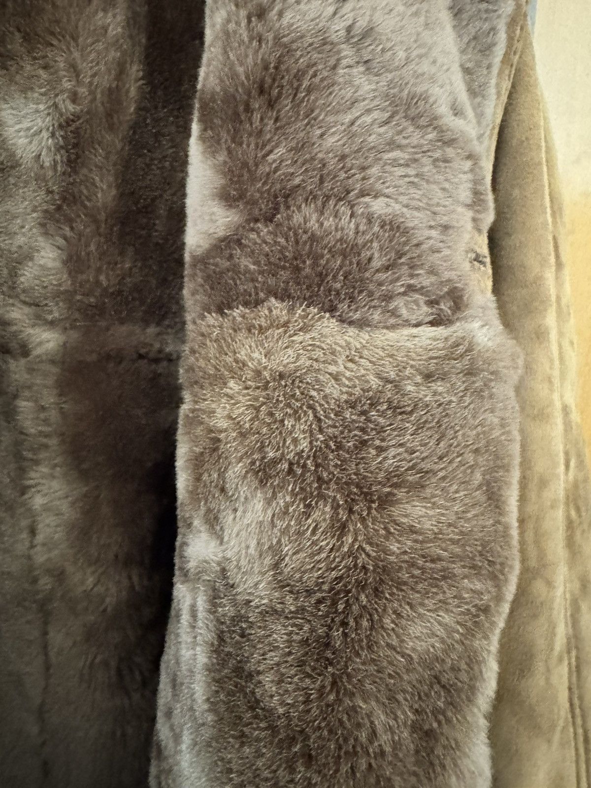 Vintage Shearling vintage coat in perfect conditions Size US M / EU 48-50 / 2 - 22 Thumbnail