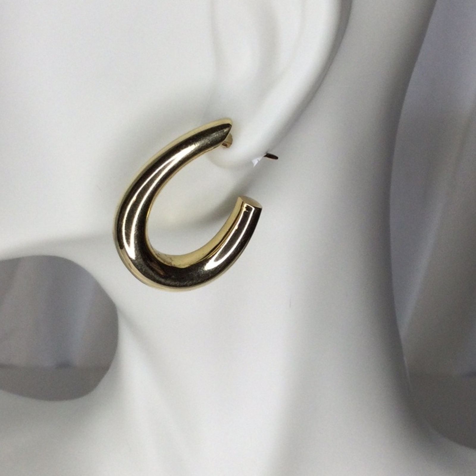 Other Gold Tone Push Back Small Hoop Earrings Size ONE SIZE - 6 Thumbnail