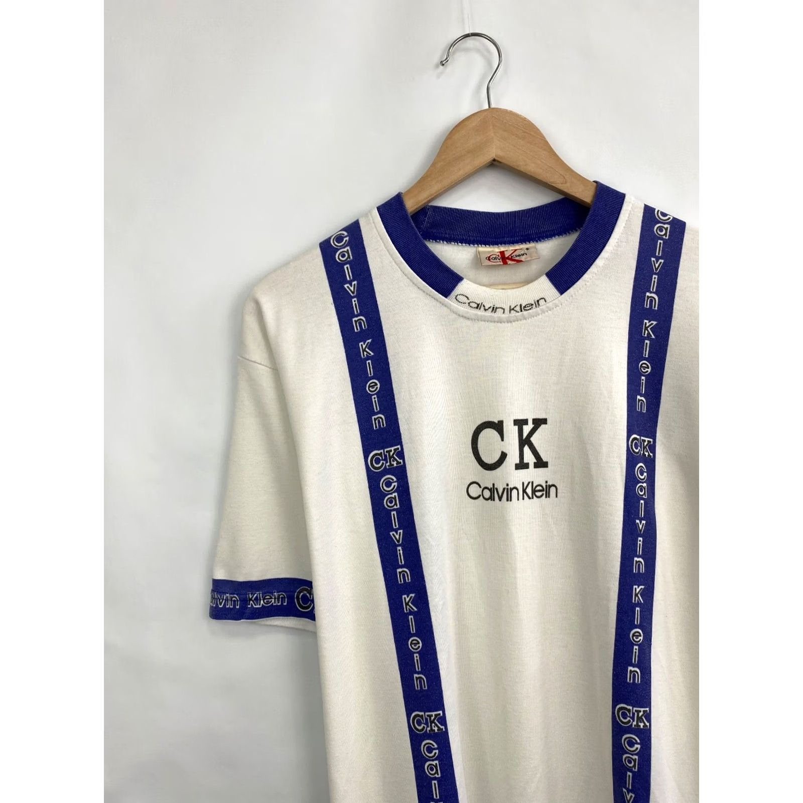Calvin Klein VINTAGE Calvin Klein T-Shirt Mens 1990s White KS M 90s Art Classic USA Rare Y2K Style Size US M / EU 48-50 / 2 - 3 Thumbnail