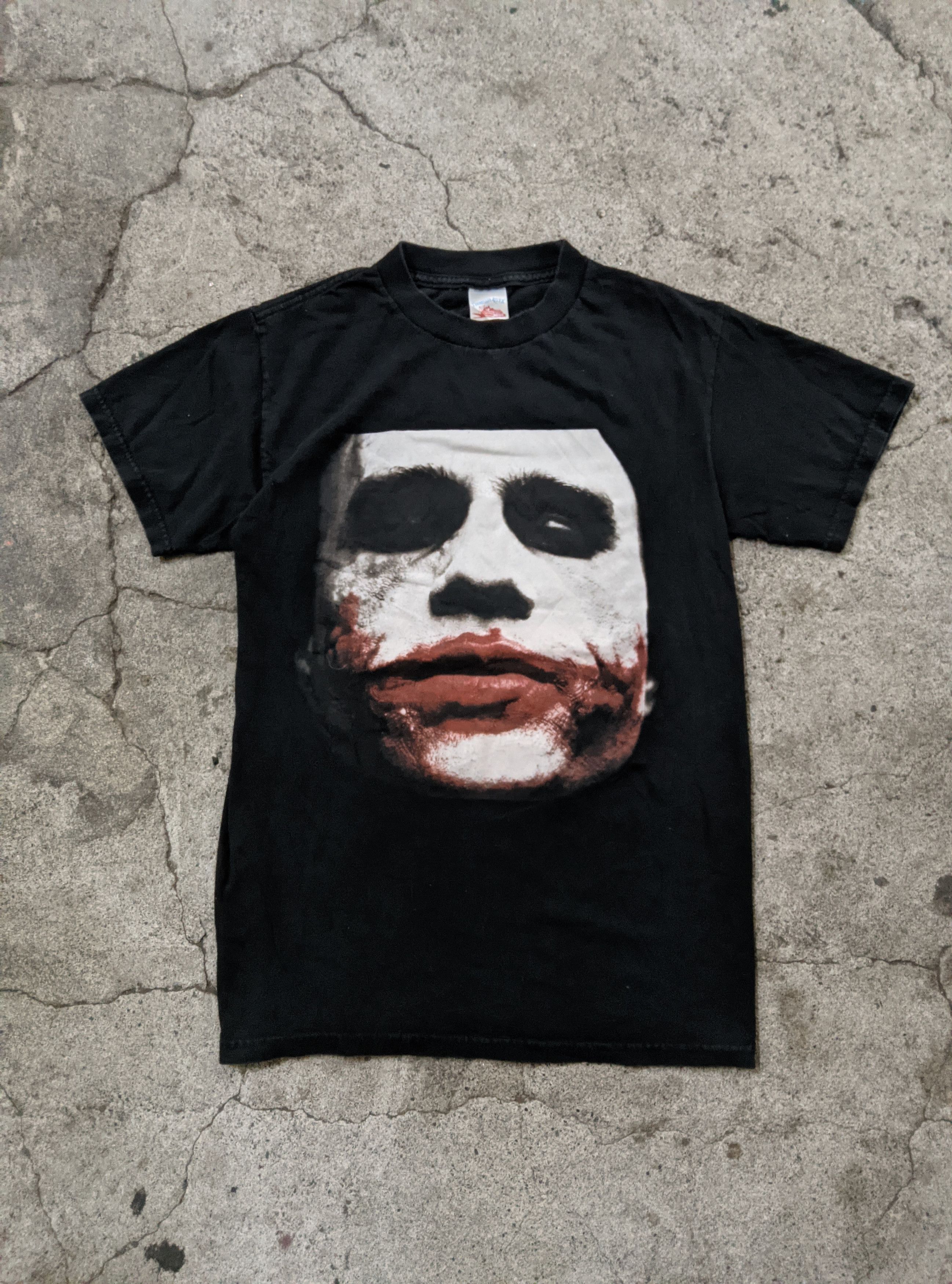 Vintage Vintage 2008 Joker Batman dark knight Heath Ledger t Size US S / EU 44-46 / 1 - 1 Thumbnail