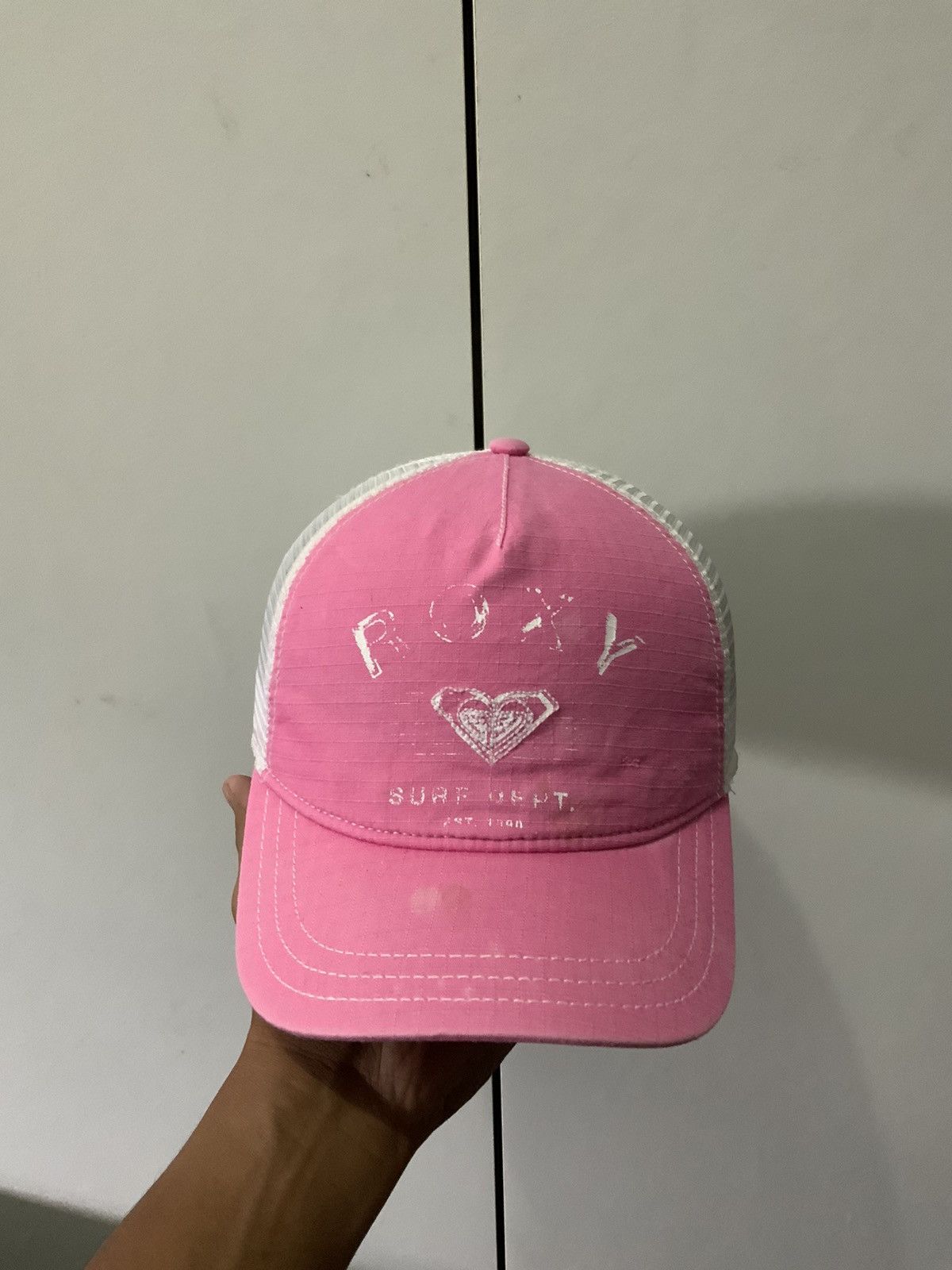 Japanese Brand Roxy Surf Dept Fade Trucker Hat Cap Size ONE SIZE - 1 Thumbnail