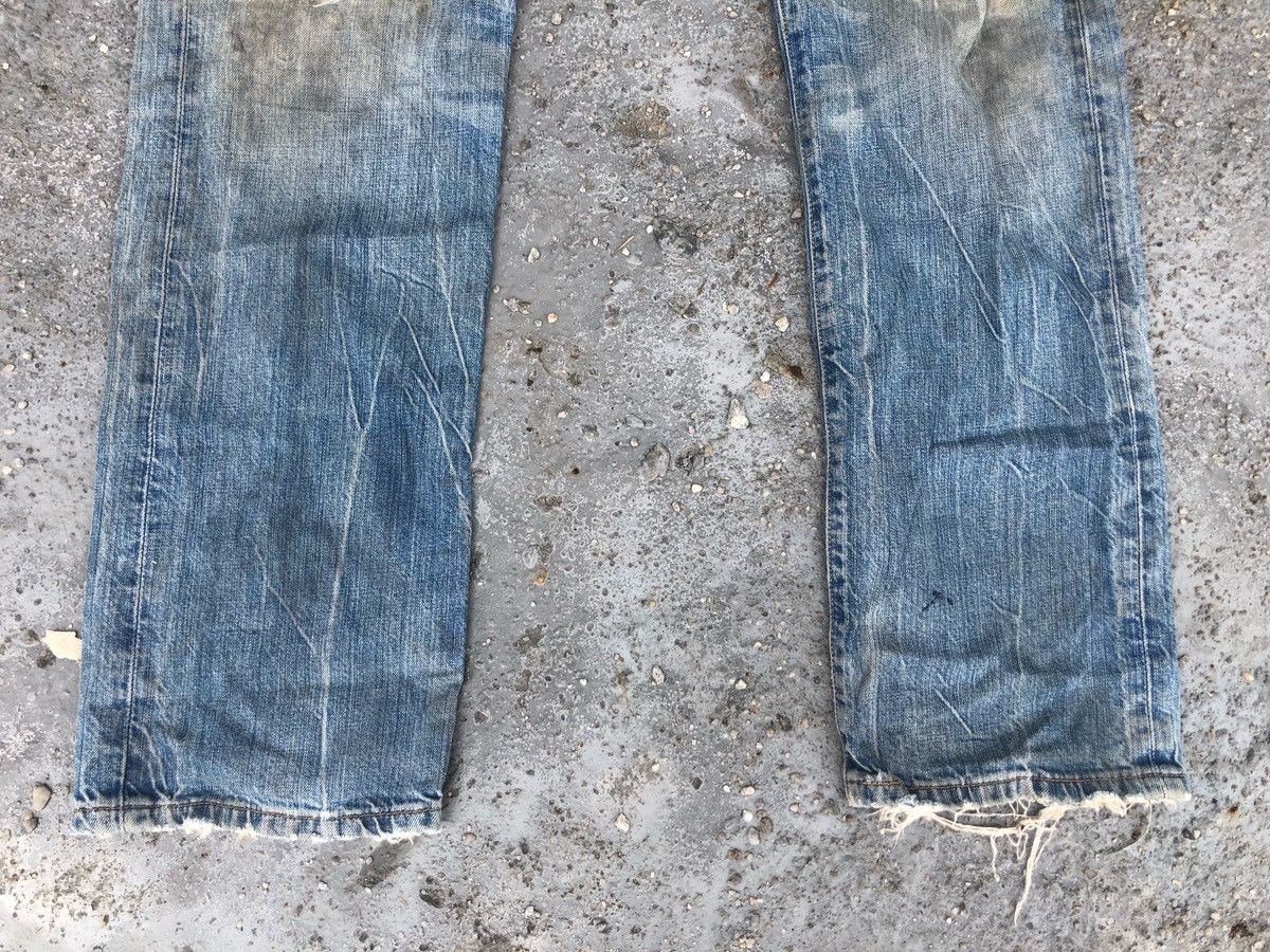 Lee × Levi's Vintage Clothing × Vintage 🔥Hard to find 🔥Vintage Levis Kurt Cobain Style Jeans💥 Size US 30 / EU 46 - 4 Thumbnail