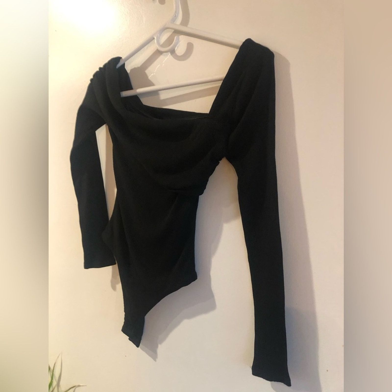 NBDN Nobrandedon Lovers and friends thing bodysuit drape shoulder. Size XXS / US 00 / IT 34 - 3 Thumbnail