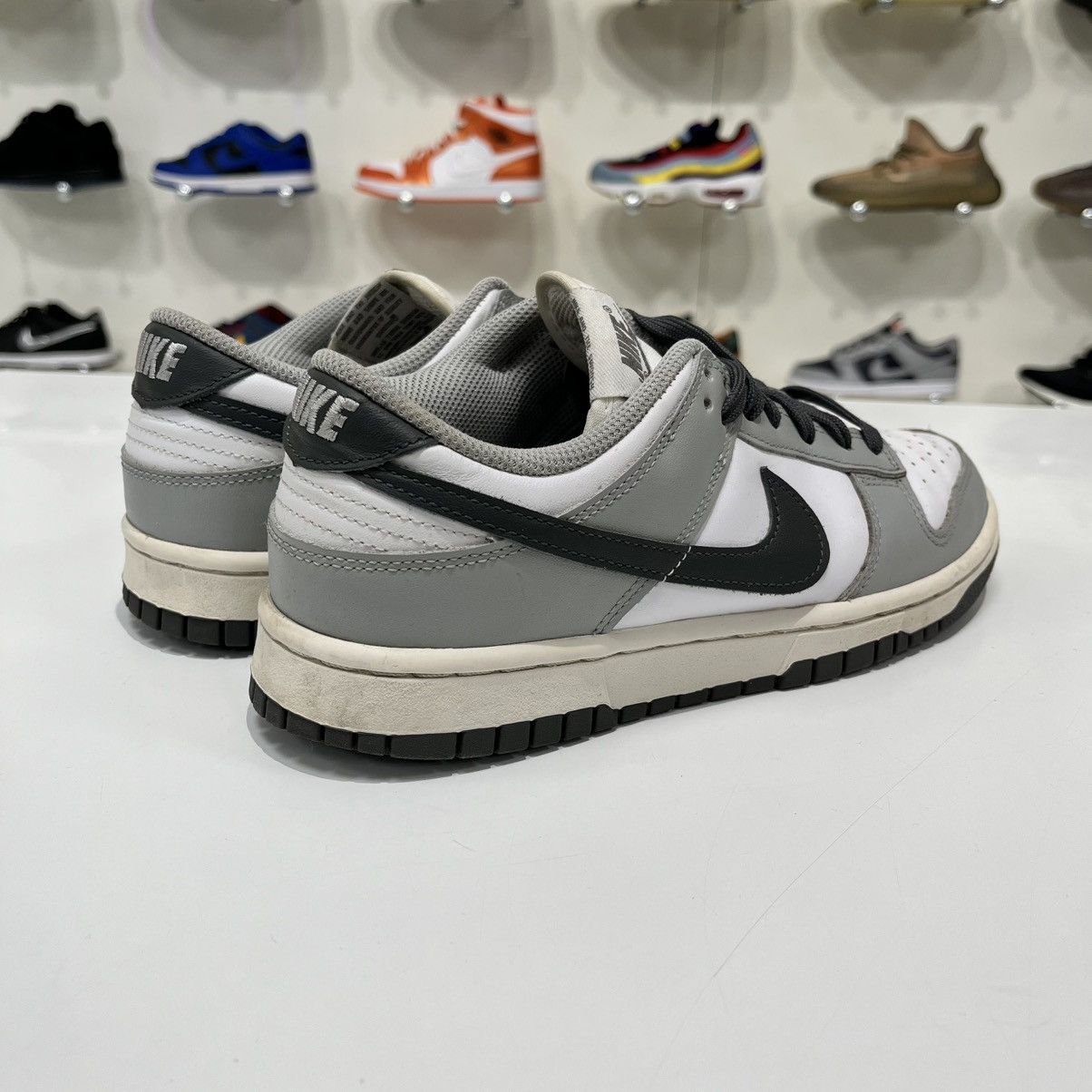 Nike Nike Dunk Low Light Smoke Grey (W) Size US 8 / IT 38 - 6 Thumbnail