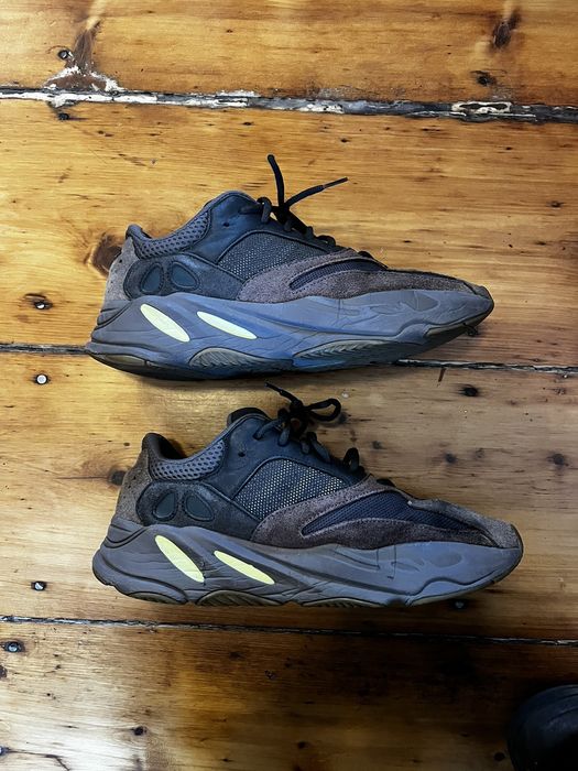 Yeezy 700 best sale mauve grailed