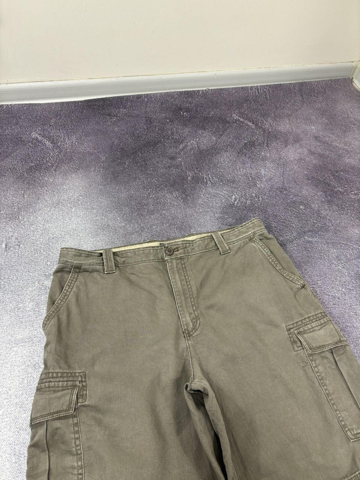 Izod Vintage IZOD 2000s Military Green Hype Baggy Cargo Shorts Size US 36 / EU 52 - 5 Thumbnail