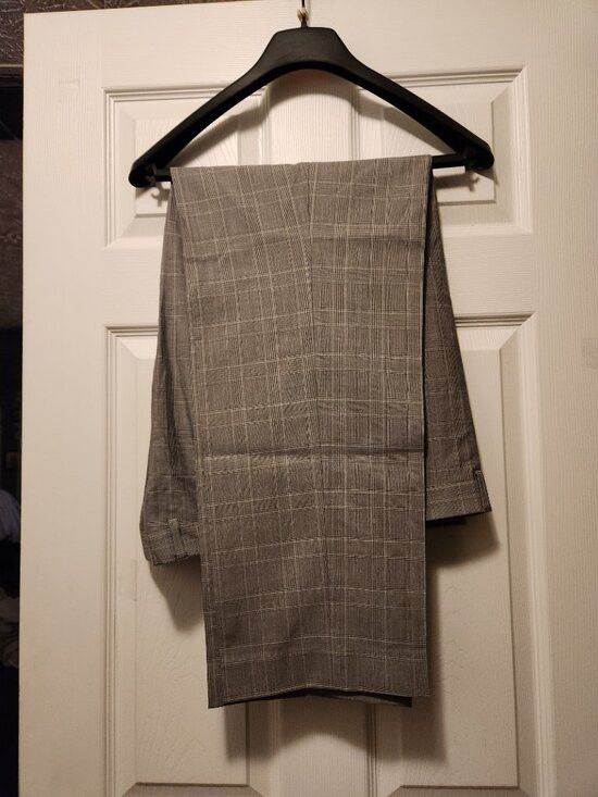 Jos. A. Bank jos.a.bank men's 80%wool 20%silk 2 PC suit size: 46R Size 46R - 8 Thumbnail